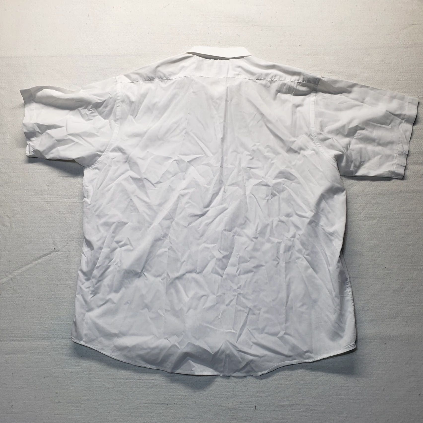 Vintage Botany 500 Shirt Men Big & Tall 18 White Short Sleeve Button-Up Front Pocket Solid Dress Shirt Mens Size 48R - 7 Thumbnail