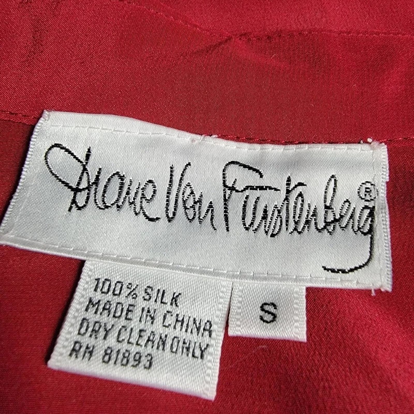 Diane von Furstenberg Vintage 90s Diane Von Furstenburg Silk Blouse Button Up Top Size S / US 4 / IT 40 - 8 Thumbnail