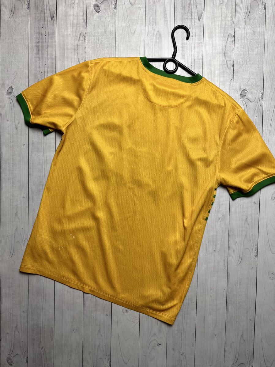 Vintage Vintage yellow Celtic soccer jersey Nike away size M Size US M / EU 48-50 / 2 - 12 Thumbnail