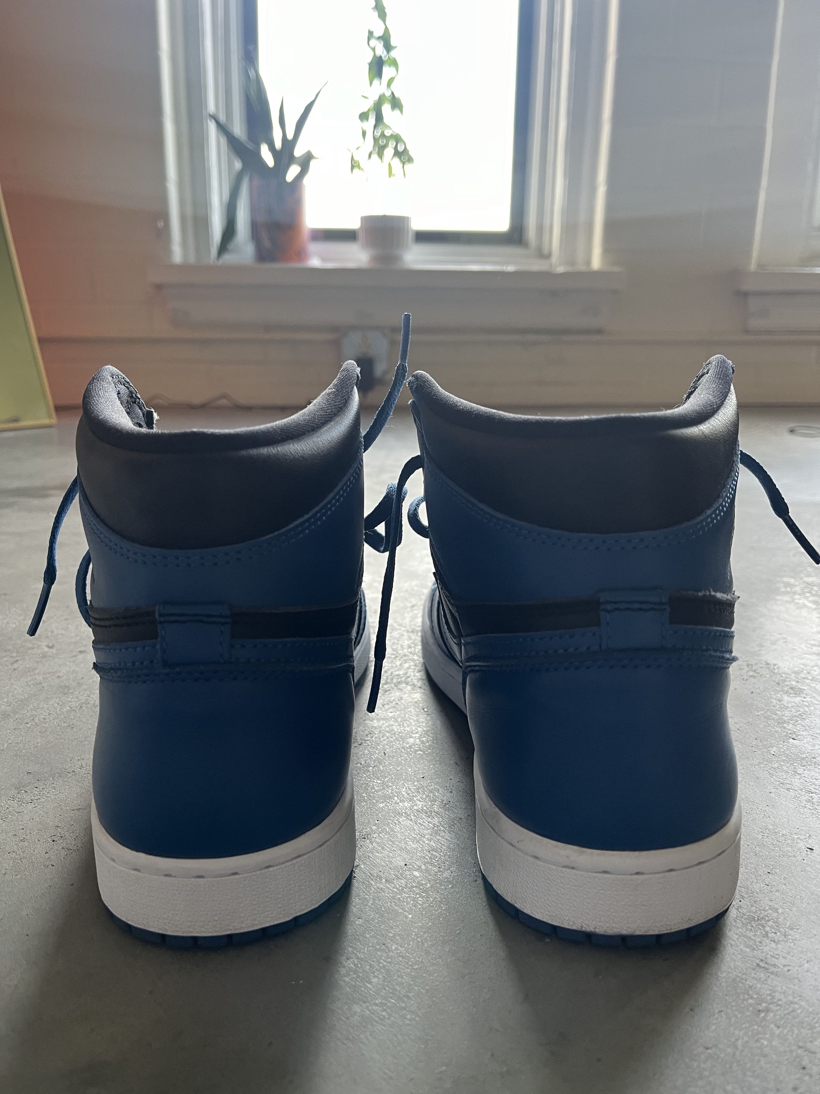 Jordan Brand Jordan 1 "Marina Blue" 10.5 Size US 10.5 / EU 43-44 - 3 Thumbnail