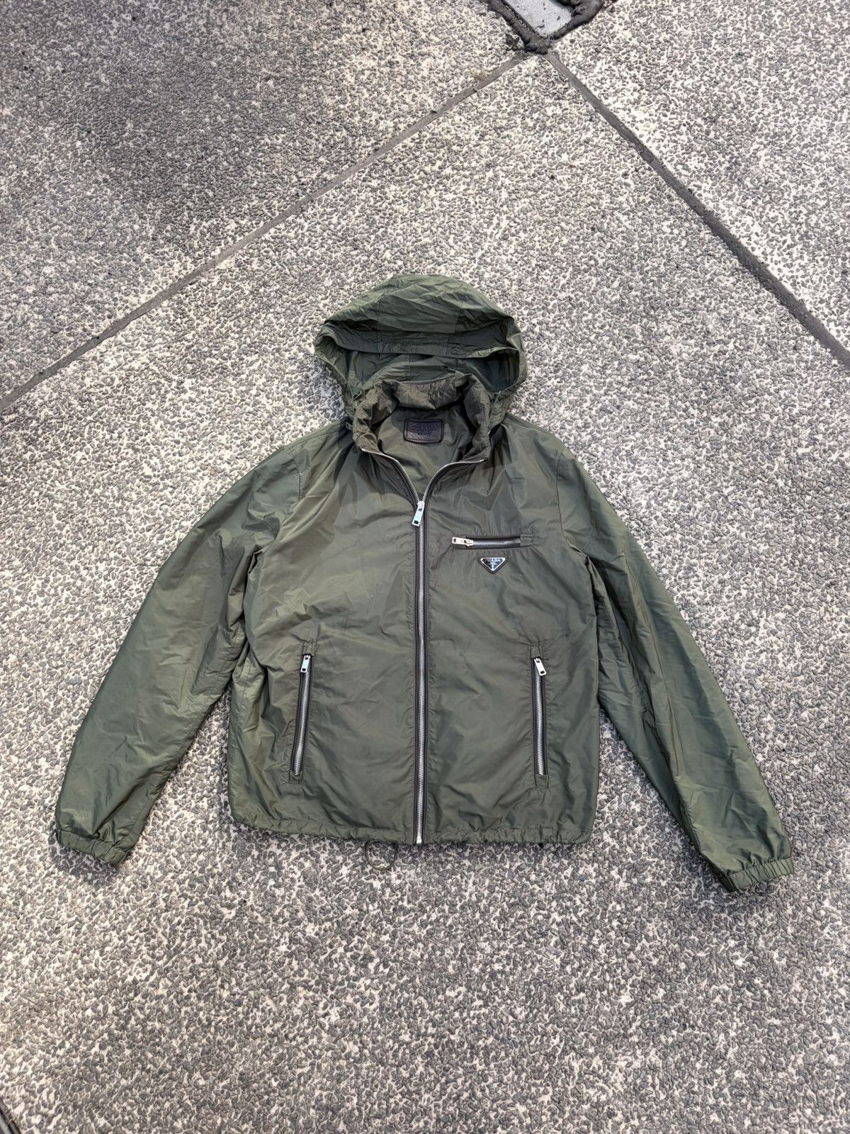 Prada Prada leather edition jacket hidden hood nylon triangle logo Size US L / EU 52-54 / 3 - 3 Thumbnail