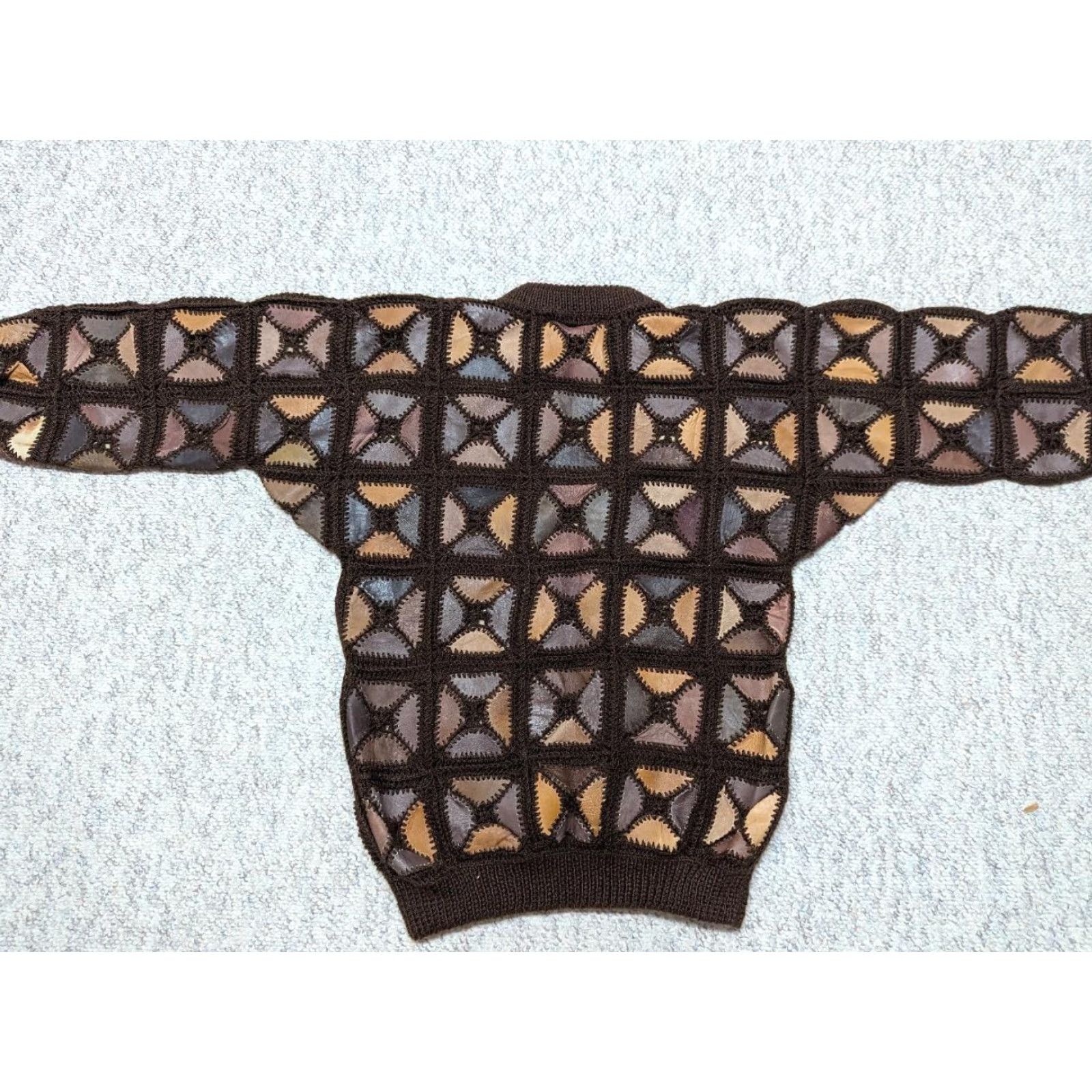 Vintage VINTAGE handknit sweater Patch Granny Knit S Brown Men XS? Size US S / EU 44-46 / 1 - 7 Thumbnail