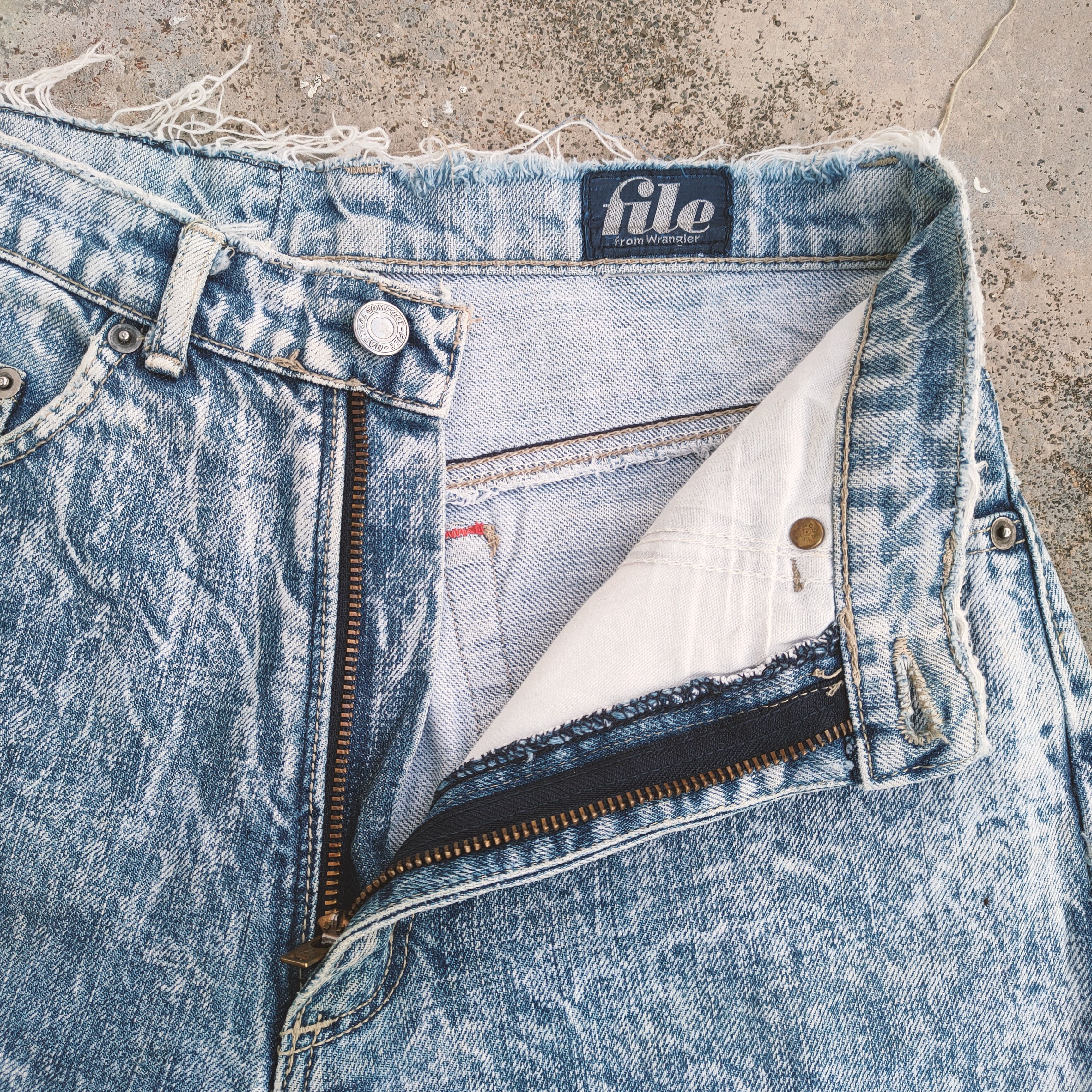 Japanese Brand × Jean × Vintage VINTAGE JAPANESE FADED MUD WASH DENIM JEANS PANTS Size US 26 / EU 42 - 6 Thumbnail