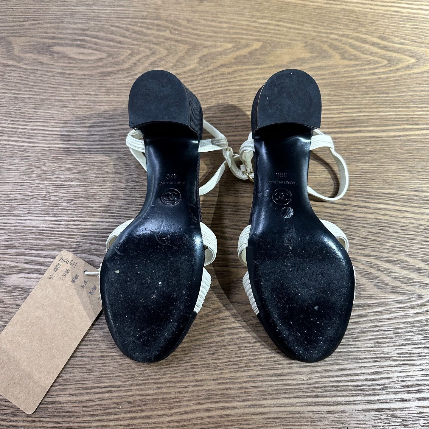 Chanel Chanel black white woven Logo heels size 36 Size US 5.5 / IT 35.5 - 6 Thumbnail