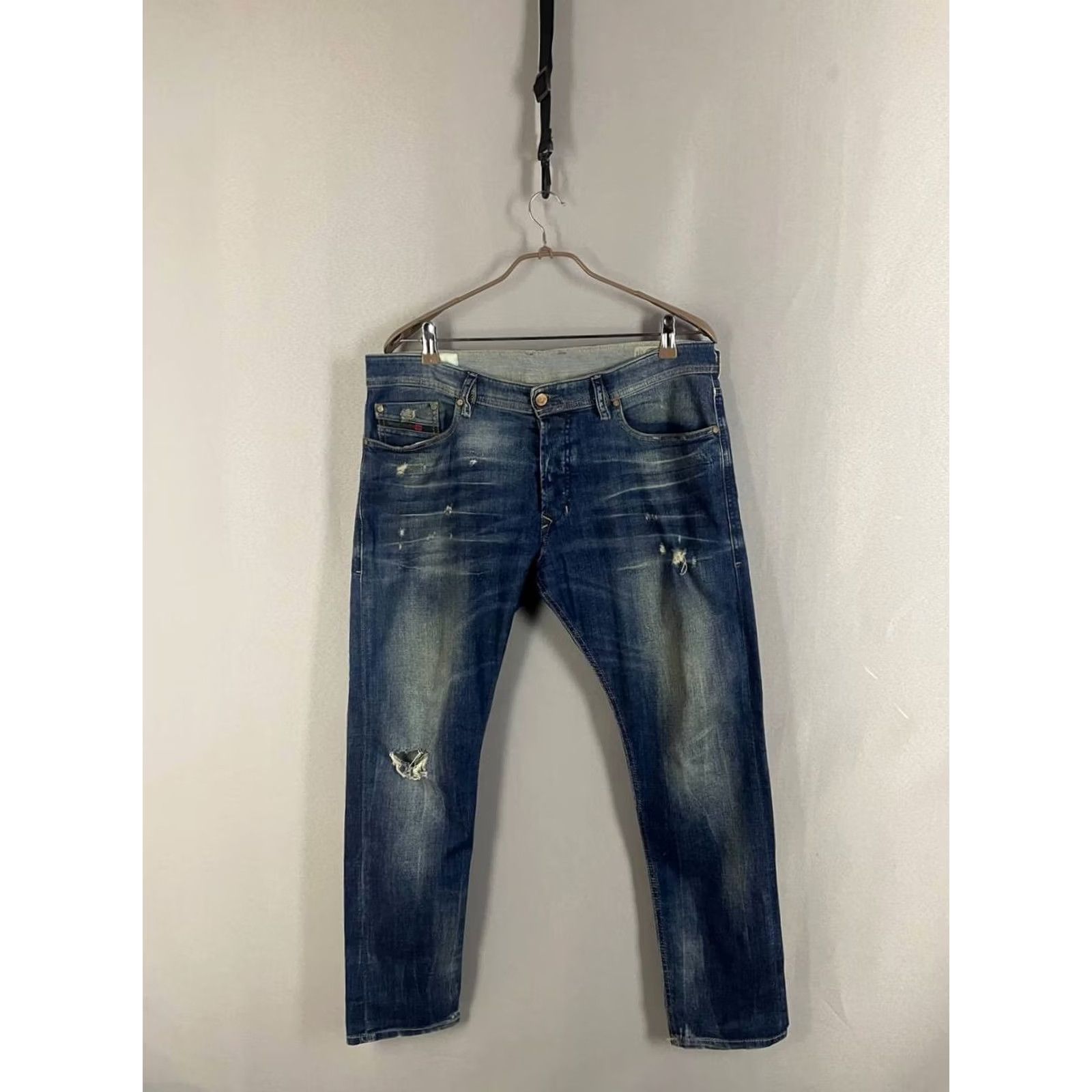 Diesel Diesel Jeans Tepphar Jeans Carrot Regular Blue Cotton Denim 5-Pocket 36w 29in Inseam Mens Standards Size US 32 / EU 48 - 2 Thumbnail