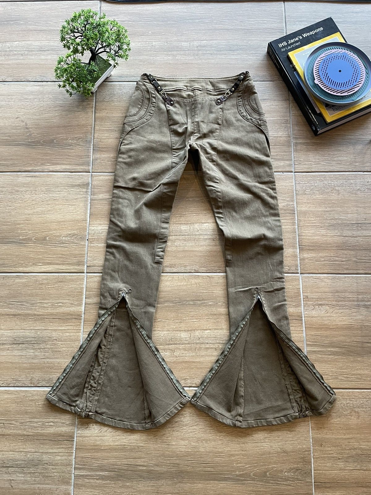 Japanese Brand × Le Grande Bleu (L.G.B.) × Share Spirit Homme Share Spirit Flared Cotton Pant Size US 26 / EU 42 - 18 Thumbnail