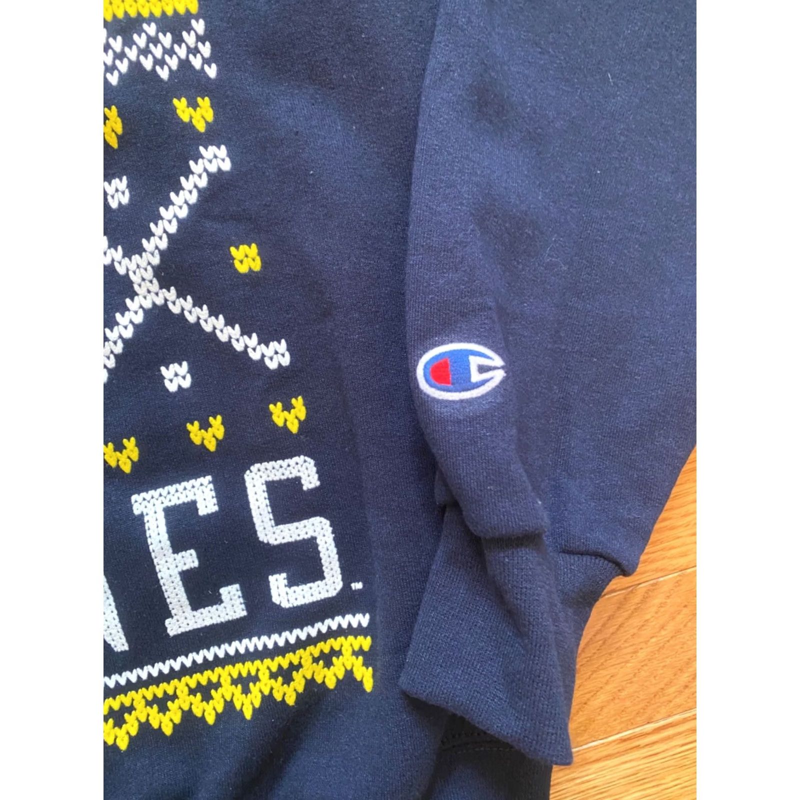 Champion Champion Michigan Wolverines Christmas Crewneck Sweatshirt Men's sz S NEW Blue Size US S / EU 44-46 / 1 - 4 Thumbnail