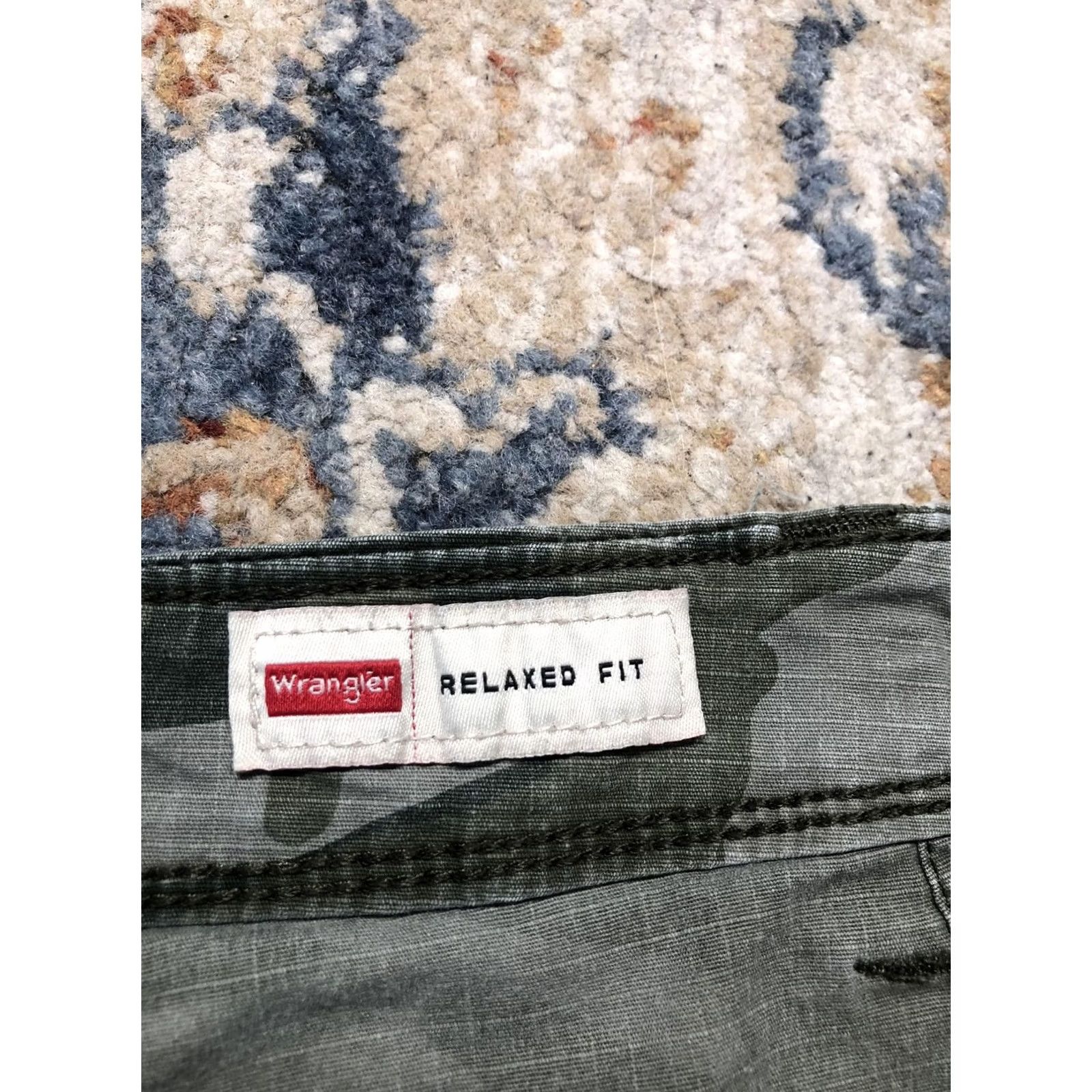 Wrangler Wrangler Cargo Shorts Mens 36 Green Camo Relaxed Fit Canvas 10 Inseam Size US 36 / EU 52 - 7 Thumbnail