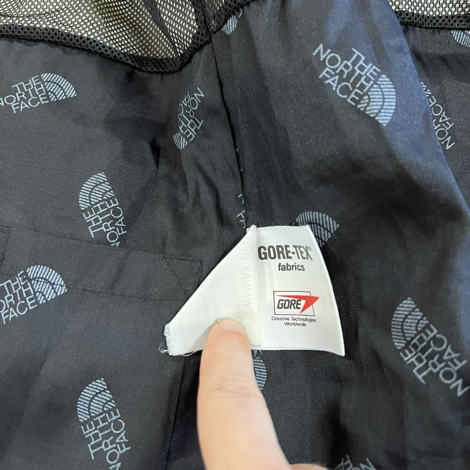 The North Face Vintage 90s The North Face Extreme Light Violet Jacket Sz S Size US S / EU 44-46 / 1 - 7 Thumbnail