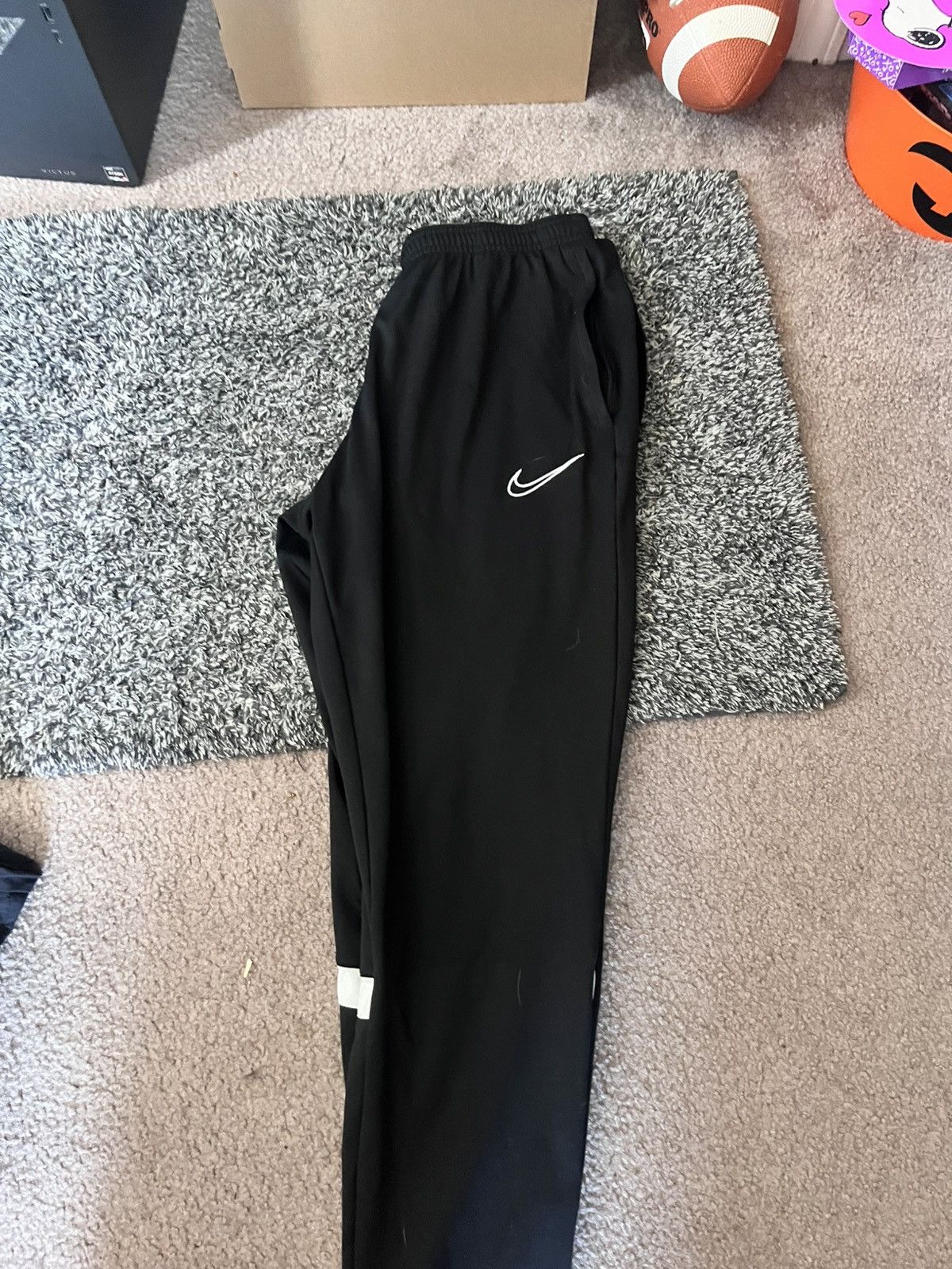 Nike Nike sweatpant Size US 32 / EU 48 - 3 Thumbnail