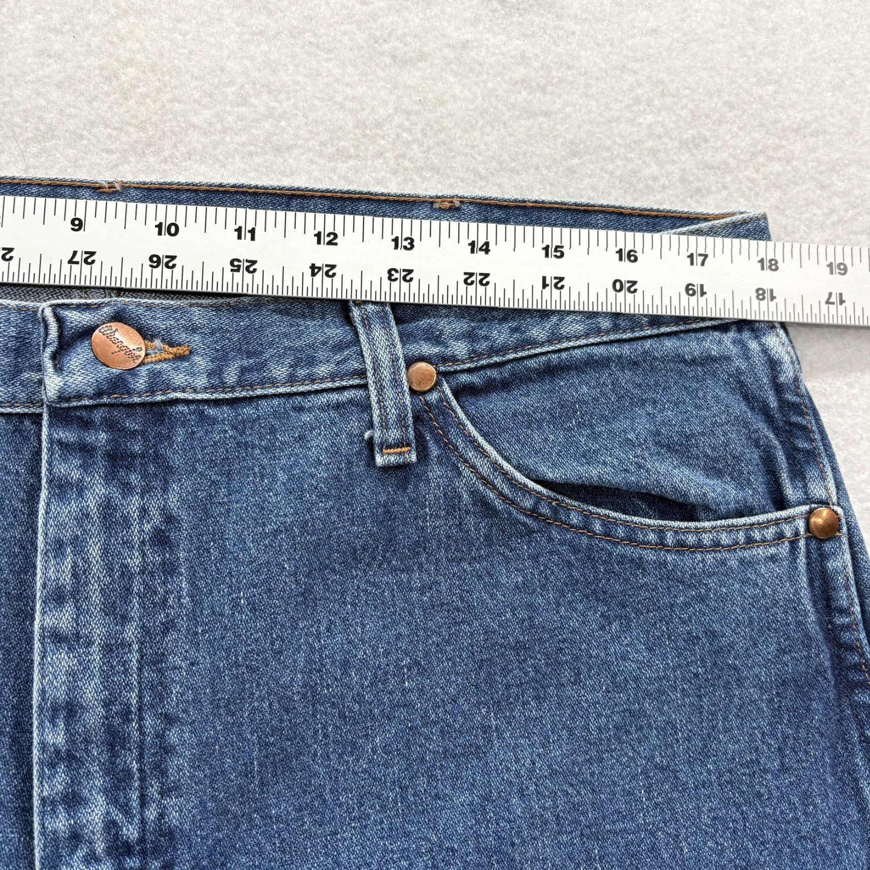 Wrangler Wrangler Cowboy Cut Jeans Mens 36x30 Blue Wash Straight Denim Western 13MWZ Size US 36 / EU 52 - 6 Thumbnail