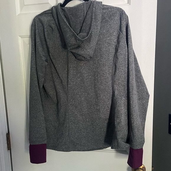 Reebok Reebok women's hoodie gray with purple accent Size XL / US 12-14 / IT 48-50 - 2 Thumbnail
