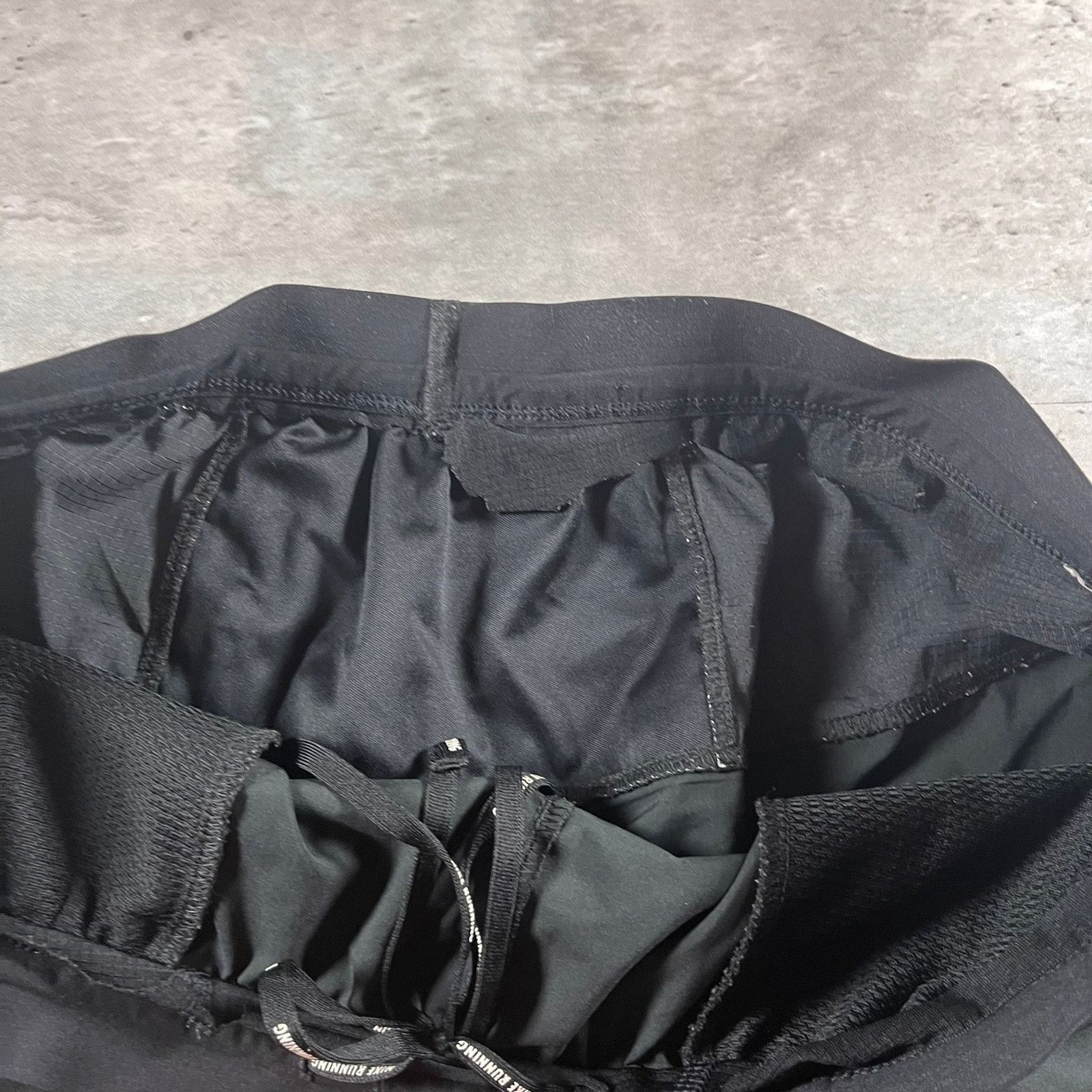 Nike Nike running shorts Size US 30 / EU 46 - 2 Thumbnail