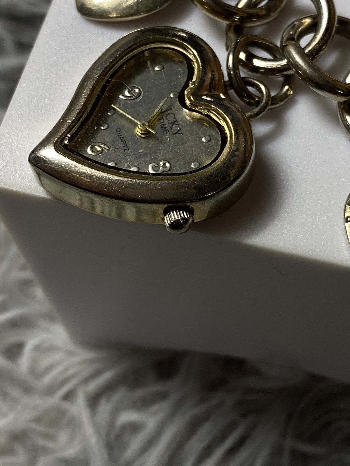 Japanese Brand × Jewelry × Vintage Elegant Gold-Tone Bracelet Watch - Timeless Style Size ONE SIZE - 4 Thumbnail
