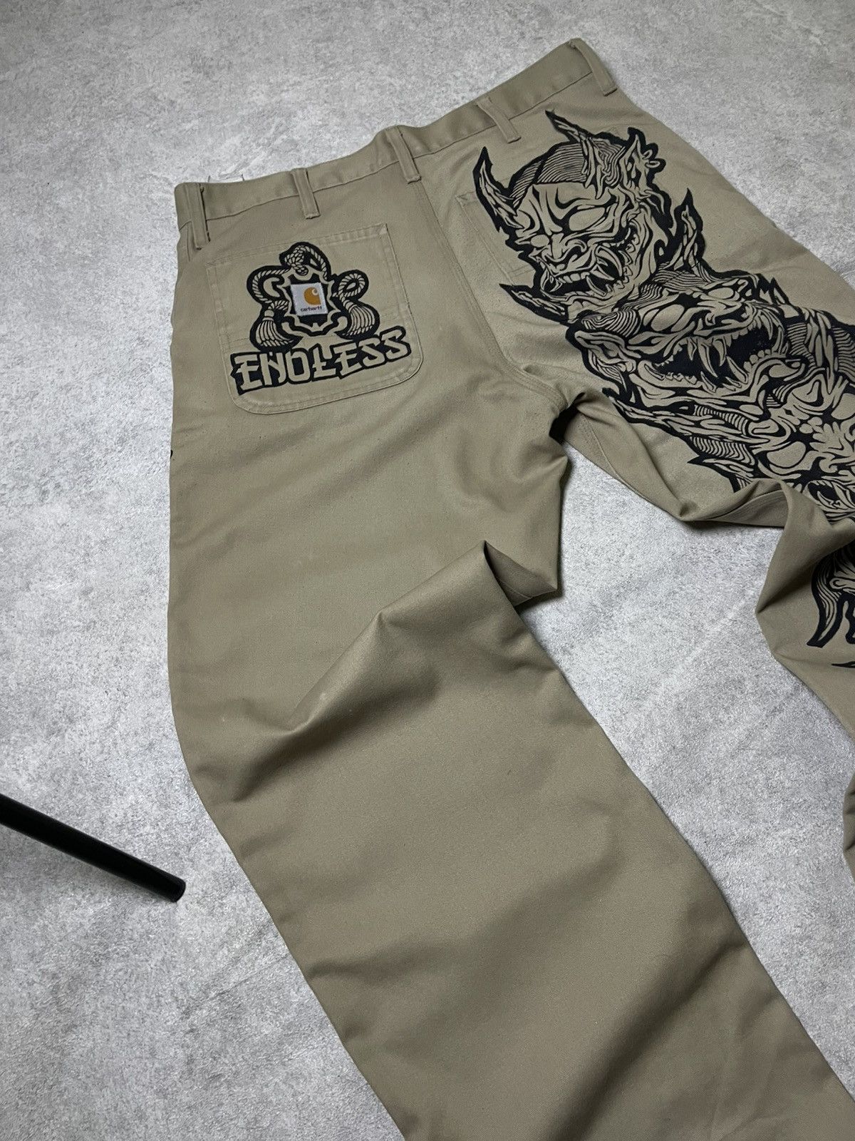 Carhartt 👺ONI/Yokai YAKUZA Y2K Carhartt Castom RARE Vinage Skull☠️ Size US 31 - 15 Thumbnail