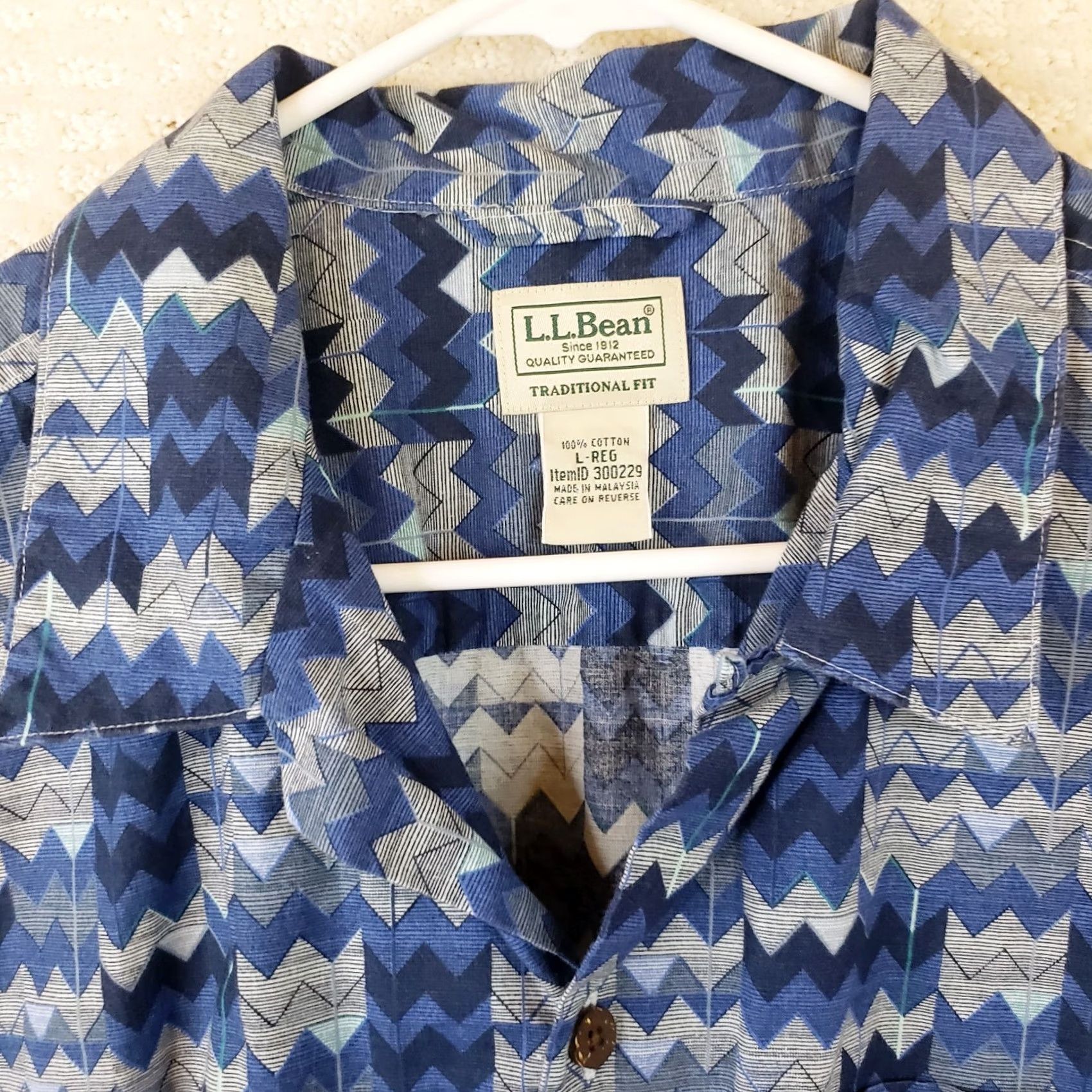 Vintage VINTAGE L.L. Bean Shirt Mens Large Button-Down Traditional Fit Blue Geometric Cotton S Slv Size US L / EU 52-54 / 3 - 5 Thumbnail