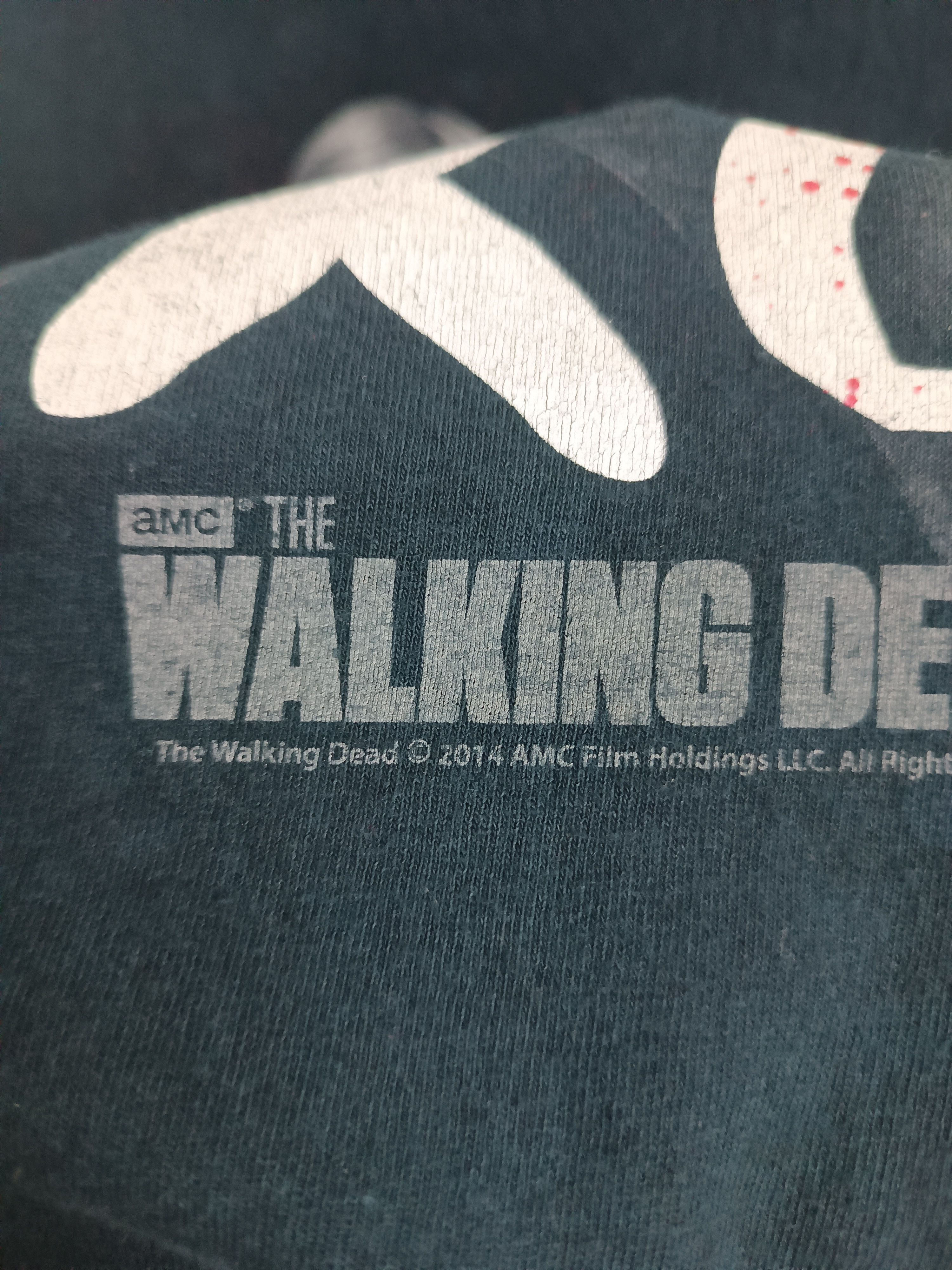 Other VINTAGE 2014 THE WALKING DEAD DARYL DIXON VERY RARE TEE Size US XL / EU 56 / 4 - 9 Thumbnail