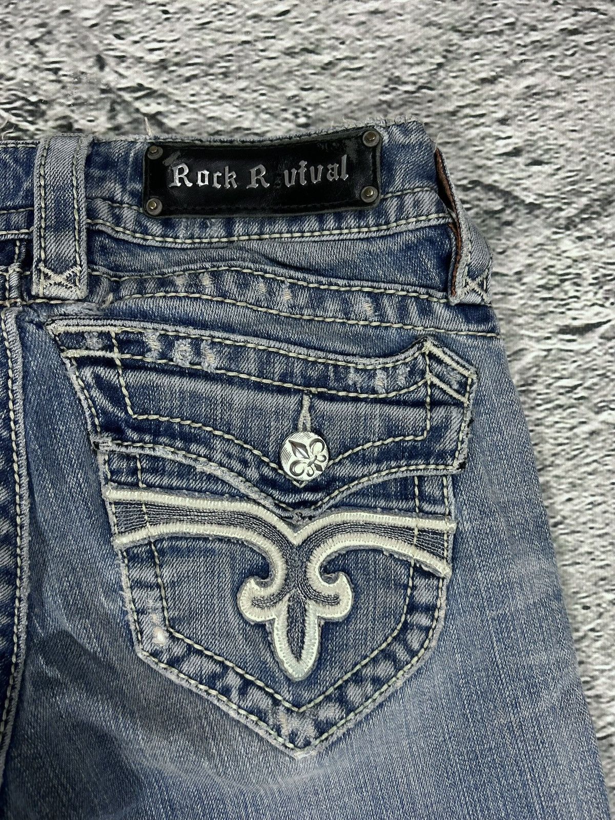 Rock Revival Rock Revival vintage blue jeans Y2K flared Size US 28 / EU 44 - 3 Thumbnail