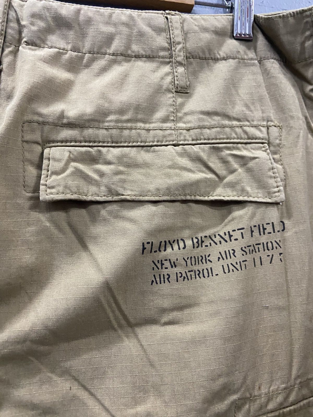 Avirex AVIREX ARMED FORCES MANUFACTURER CARGO PANTS Size US 38 / EU 54 - 8 Thumbnail