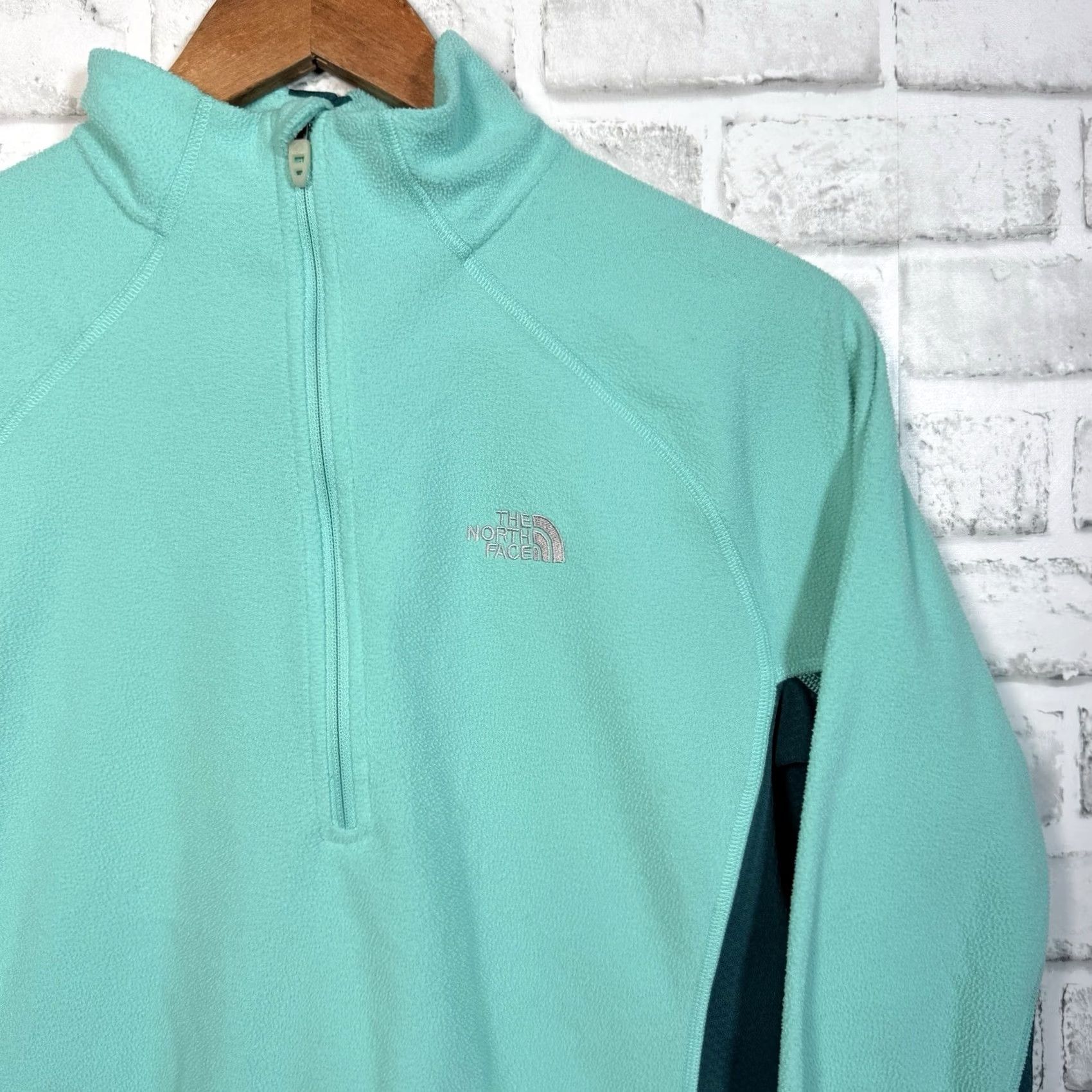 The North Face The North Face Vapor Wick Light Blue Half Zip Fleece Pullover Womens Size L Jacket Zip Blue Women Size L / US 10 / IT 46 - 2 Thumbnail