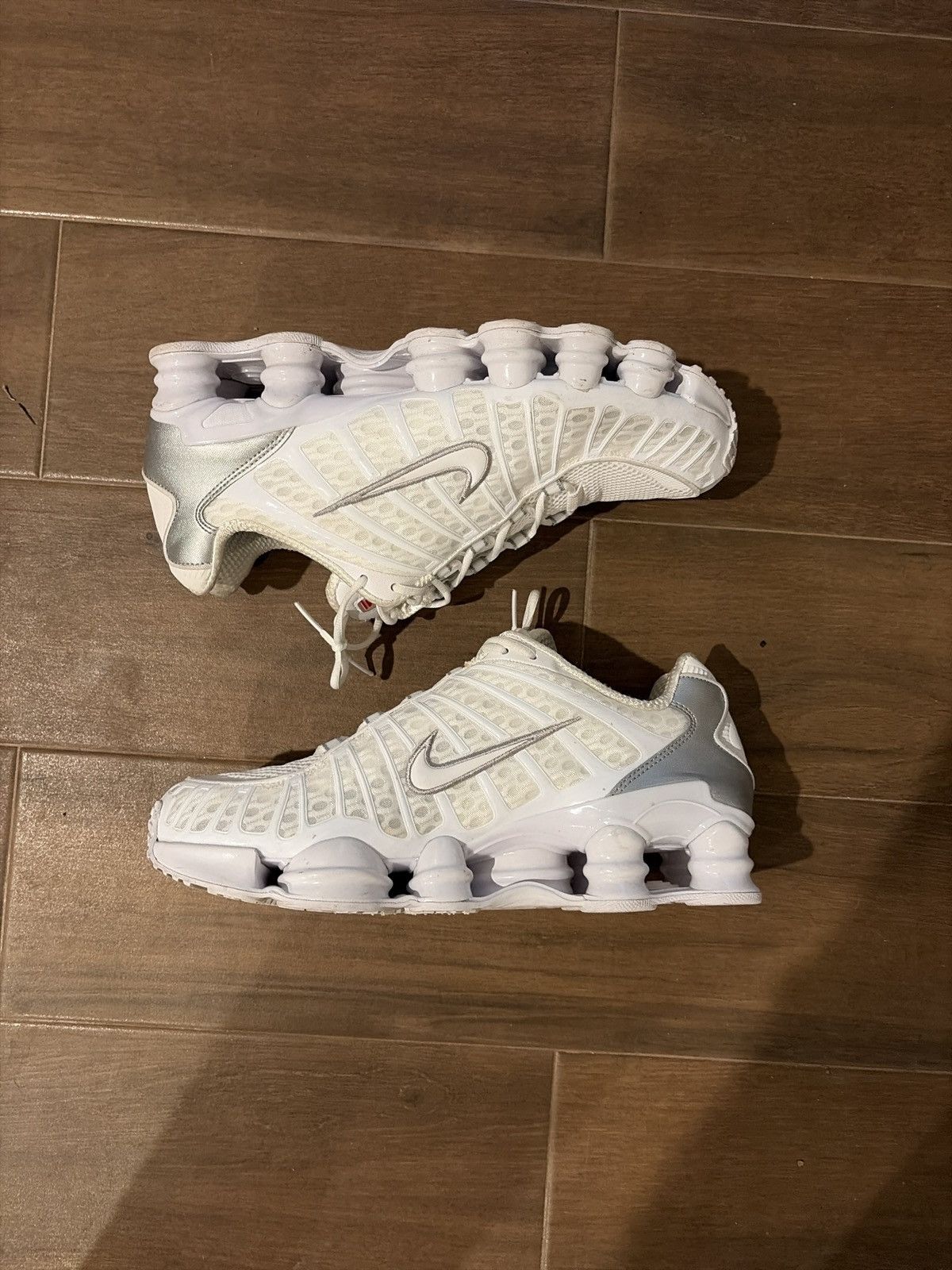Nike Nike shox sneakers y2k 90s style Size US 11 / EU 44 - 3 Thumbnail