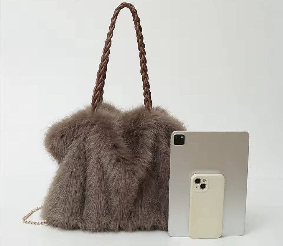 Other Faux Fur Large Plush Brown Shoulder Fluffy Designer Bag Size ONE SIZE - 4 Thumbnail