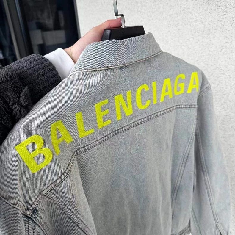 Balenciaga balenciaga embroidered logo denim jacket Size US M / EU 48-50 / 2 - 4 Thumbnail
