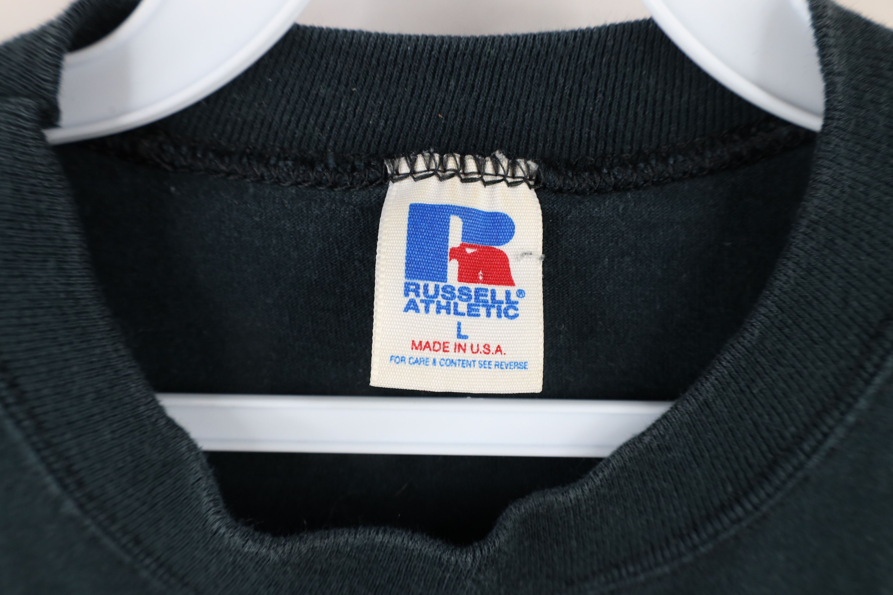 Russell Athletic × Vintage Vintage 90s Russell Athletic Short Sleeve T-Shirt Black USA Size US L / EU 52-54 / 3 - 7 Thumbnail