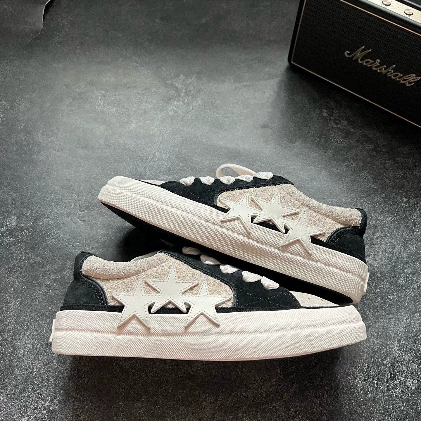 Amiri Amiri Lowtop Sneakers 43 Men Size US 10 / EU 43 - 1 Thumbnail