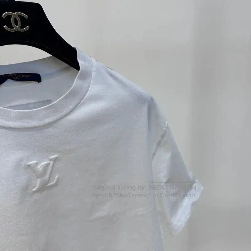 Louis Vuitton Louis Vuitton Women's White T. Size L / US 10 / IT 46 - 3 Thumbnail
