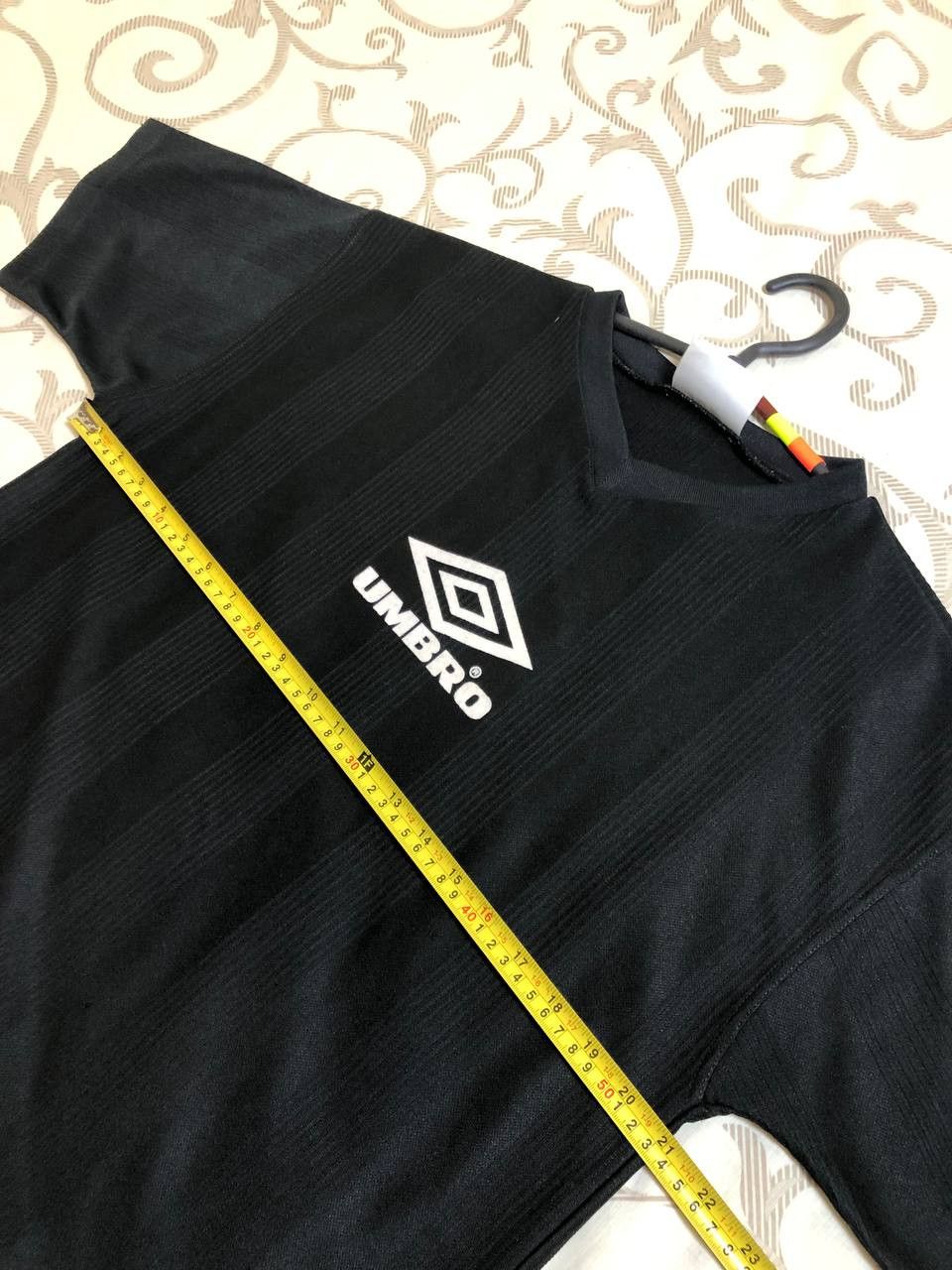 Umbro Umbro Vintage Jersey Big Logo 90s Casual Shirt Black Tee Size US M / EU 48-50 / 2 - 9 Thumbnail