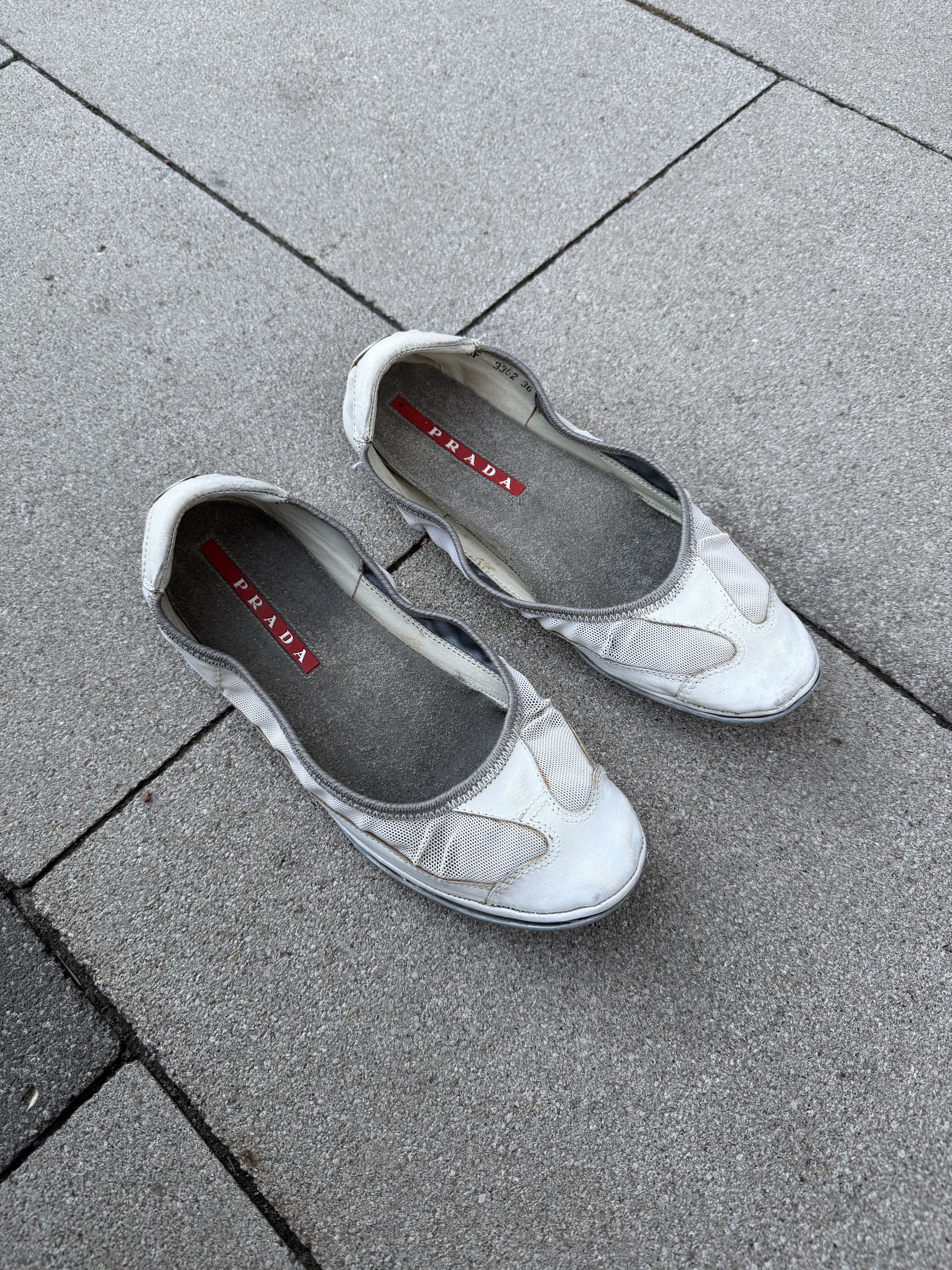 Prada Vintage 90s Prada Ballet Flats Slip on 3f3362 Size 36 Size US 6 / IT 36 - 4 Thumbnail