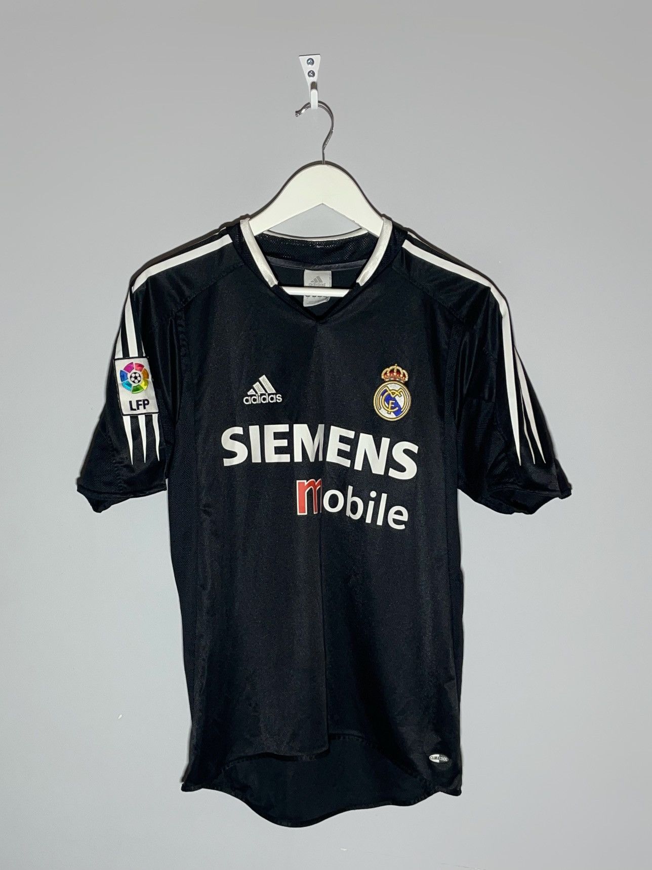 image of Adidas 2004/05 Vintage Away Football Shirt in Black, Men's (Size Small)