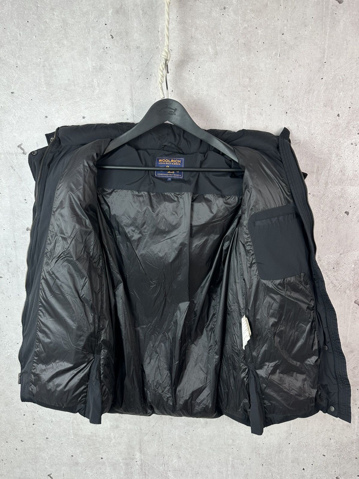 Woolrich Woolen Mills Woolrich Black Puffer Down Zipper Women’s Hooded Jacket Size XS / US 0-2 / IT 36-38 - 16 Thumbnail