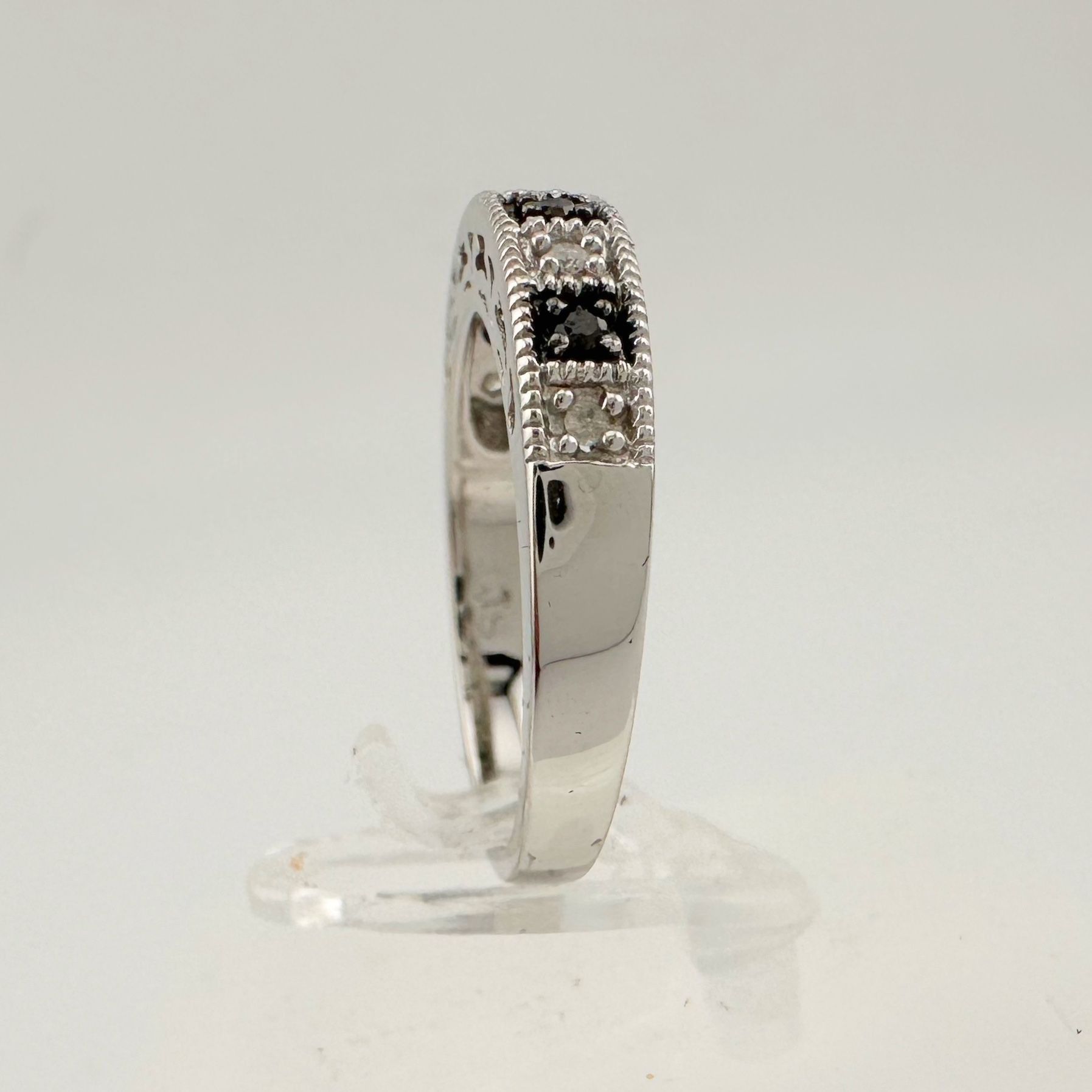 Other Natural Black and White Diamond Band Ring - size 7.25 Size ONE SIZE - 7 Thumbnail