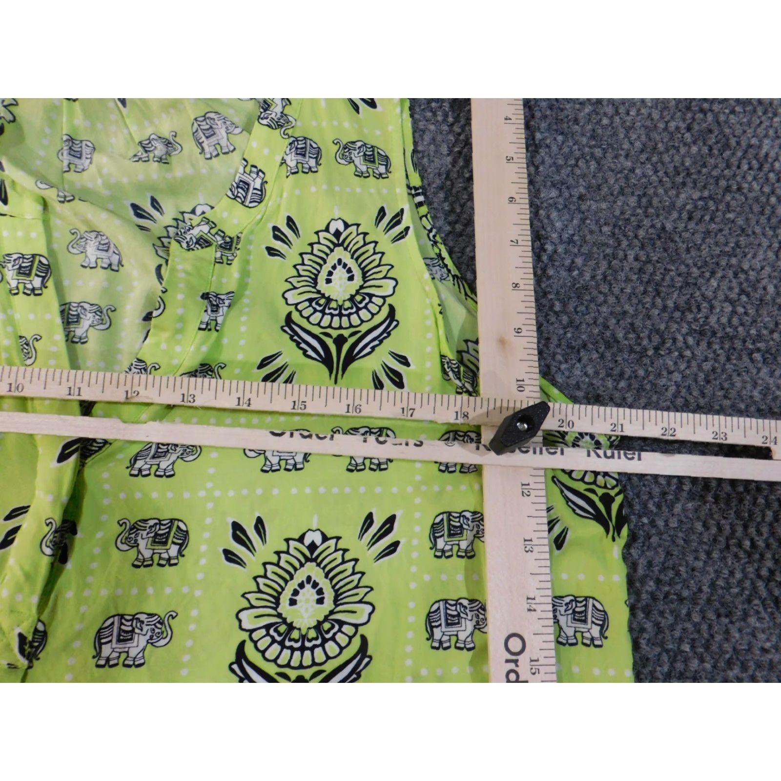 Vintage Crown & Ivy Blouse XL Women V-Neck Geometric Rayon Sleeveless Casual Top Green Floral Pattern Size XL / US 12-14 / IT 48-50 - 5 Thumbnail