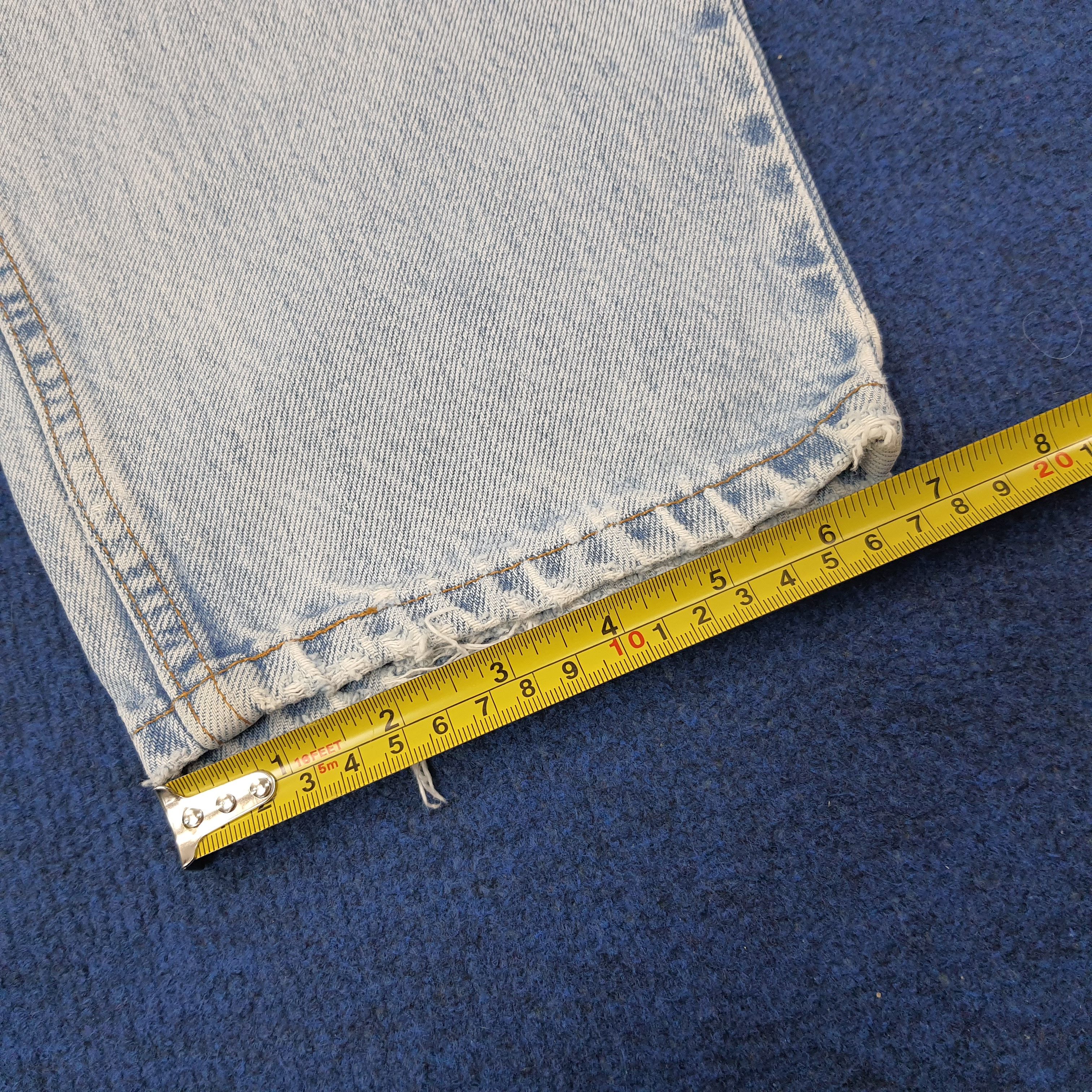 Levi's Vintage Levis 560 Red Tab Loose Fit Tapered Denim C265N10 Size US 33 - 16 Thumbnail