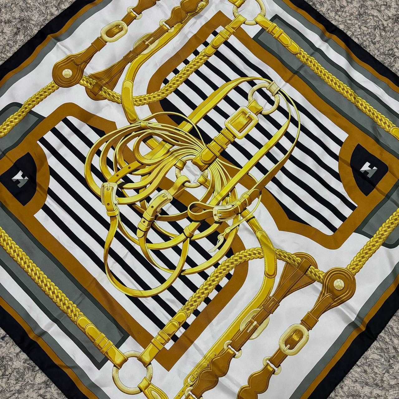 Hermes Hermes Coaching Scarf 90cm J. Abadie Navy Silk Vintage 1976 Size ONE SIZE - 3 Thumbnail