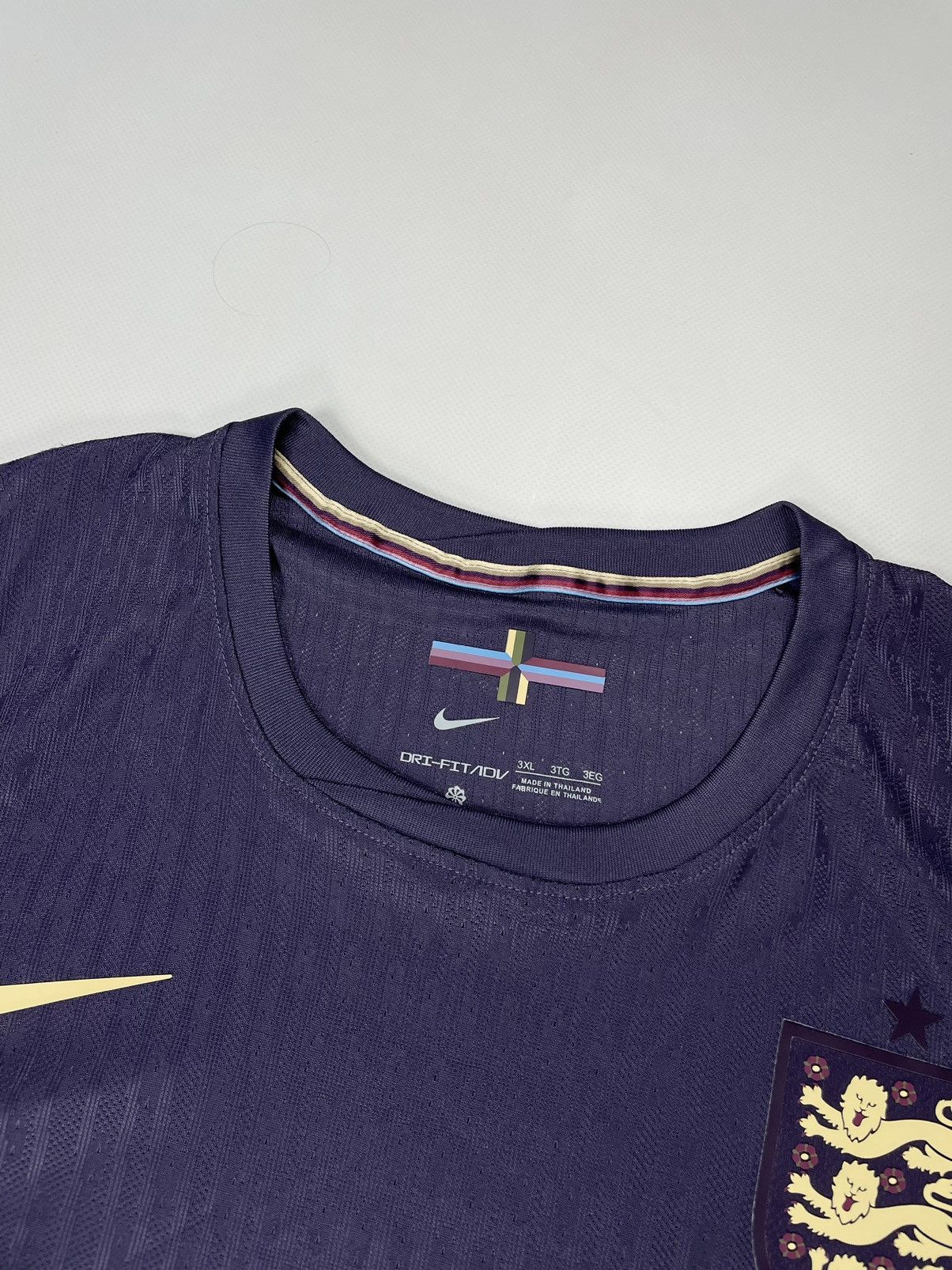 Nike Nike England ( Size XXL ) Away Stadium Vintage Purple Jersey Size US XXL / EU 58 / 5 - 8 Thumbnail