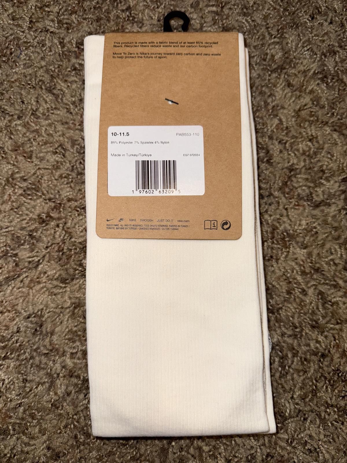 Nike Nike Men’s FFF 2025-2026 France Away Vapor Strike Knee-High Socks Sample Size ONE SIZE - 3 Thumbnail