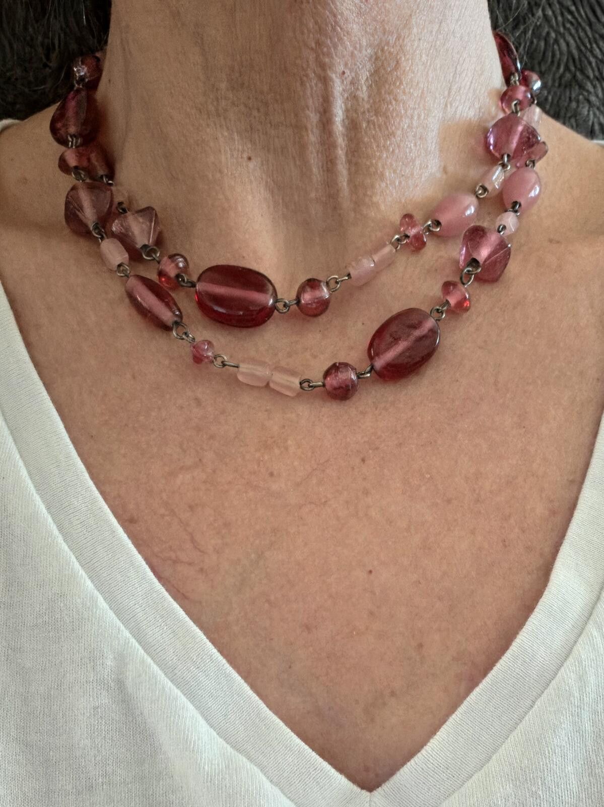 The Unbranded Brand Double Strand Glass Bead Necklace Choker in Multi Pink Hues Size ONE SIZE - 3 Thumbnail