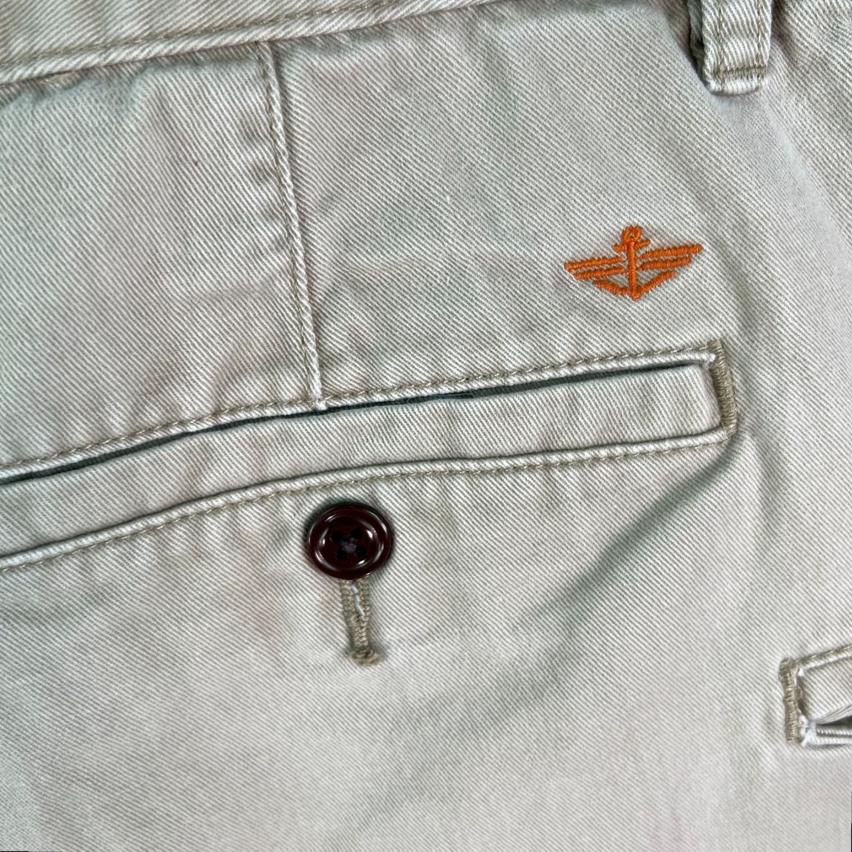 Dockers DOCKERS Mens Chino Shorts Size 40 Beige Flat Front Mid Rise Slash Pockets Casual Size US 40 / EU 56 - 4 Thumbnail