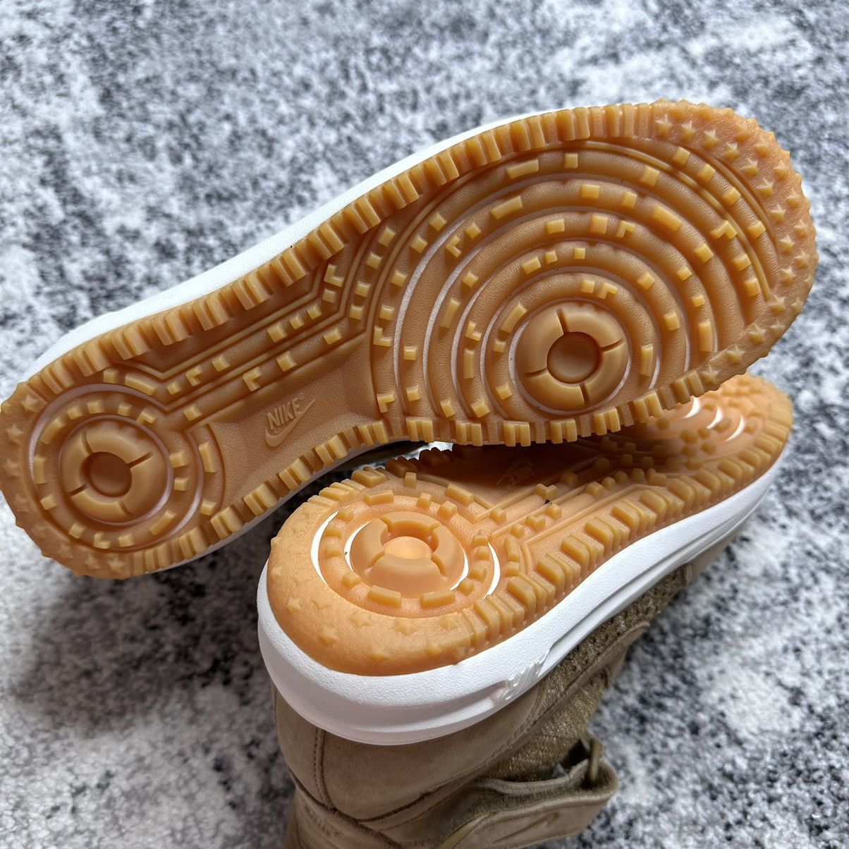 Nike NIKE LUNAR FORCE 1 FLYKNIT WORKBOOT GOLDEN BEIGE Size US 8 / EU 41 - 5 Thumbnail
