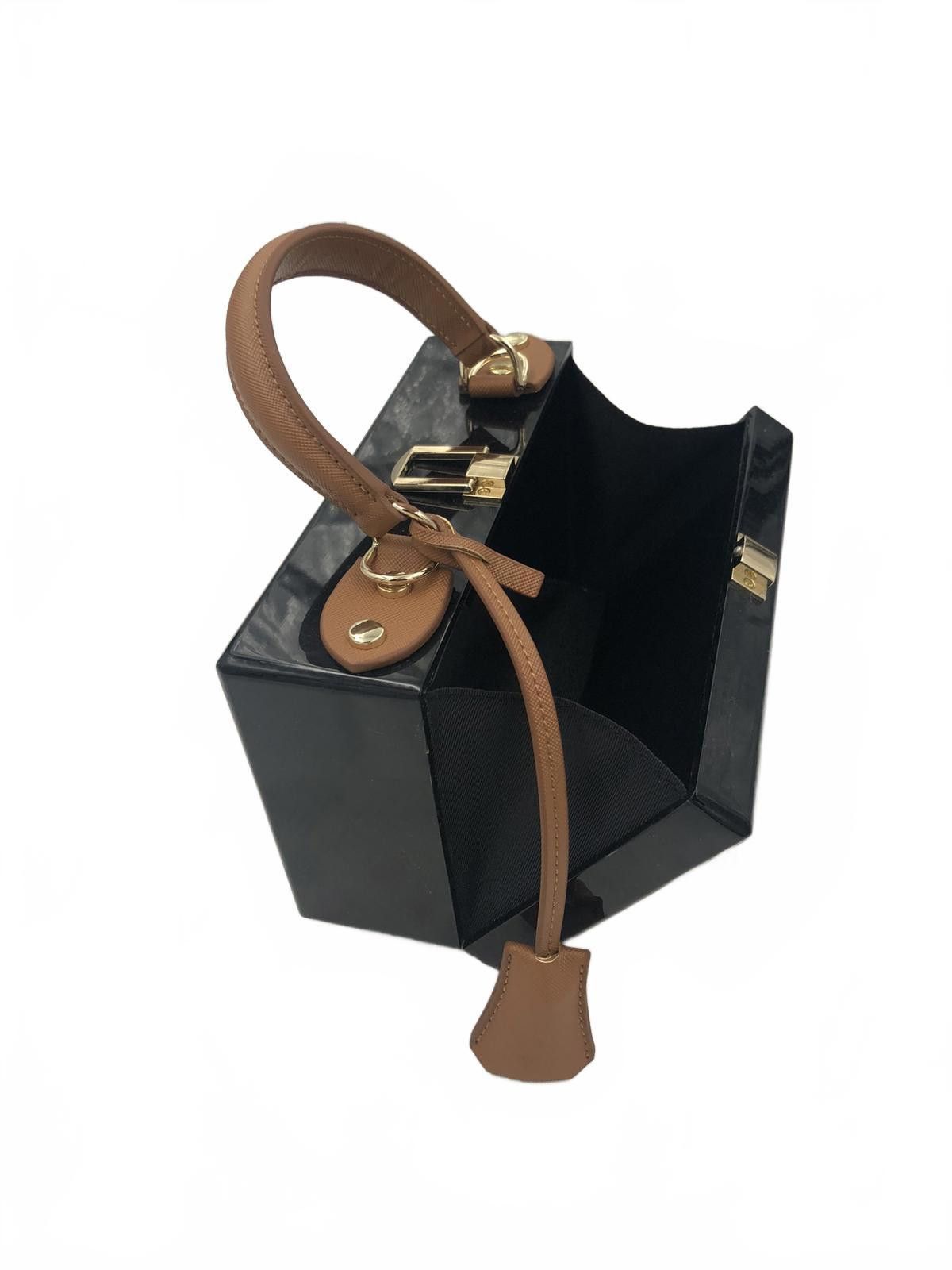 Other Sea Lily Black Acrylic Box Bag Gold Detachable Strap Size ONE SIZE - 1 Thumbnail