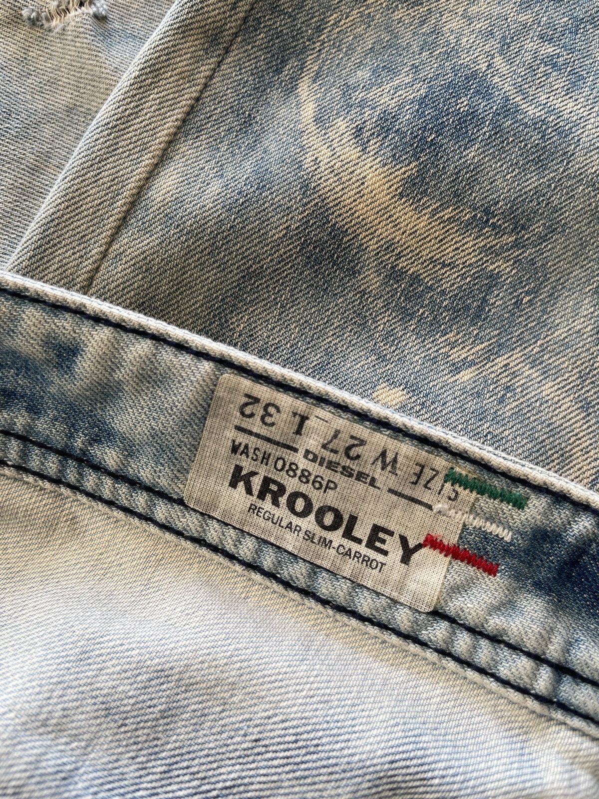 Diesel Diesel Krooley Regular Slim Carrot Distressed Denim Size US 29 - 16 Thumbnail