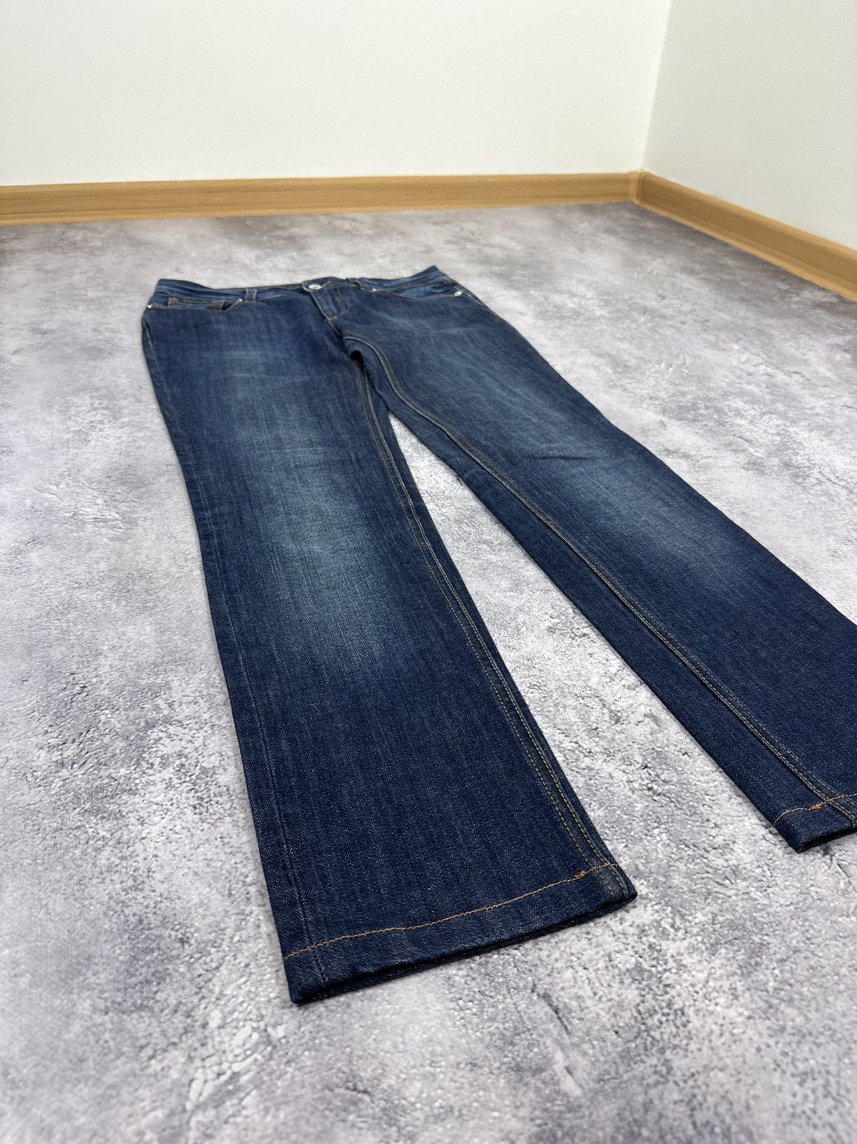 Dolce & Gabbana Vintage Dolce & Gabbana Luxury Blue Denim Avant Garde Jeans Size 26" / US 2 / IT 38 - 10 Thumbnail