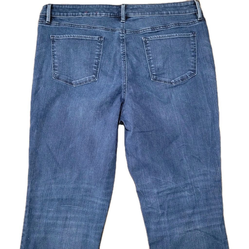 Talbots Talbots Flawless Five-Pocket Straight Jean size 10 Waist 32 Size 32" / US 10 / IT 46 - 6 Thumbnail