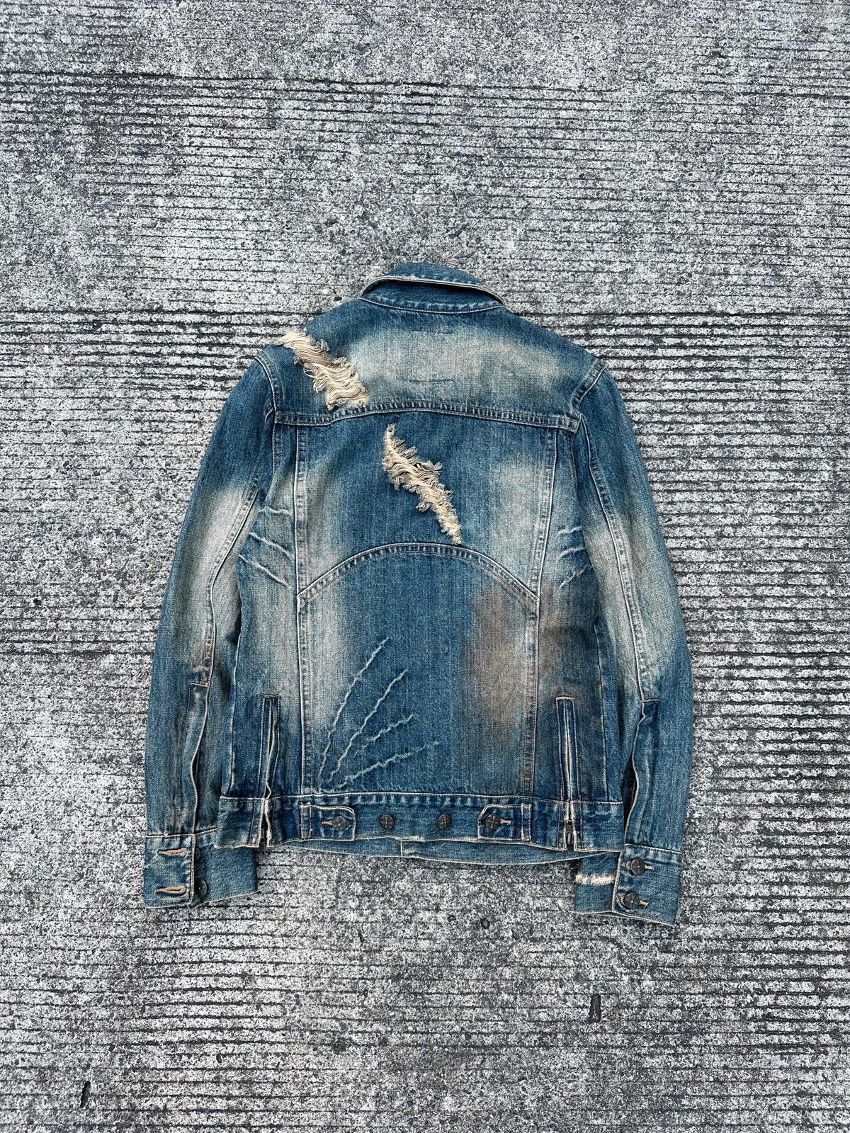If Six Was Nine × Japanese Brand × Tornado Mart 2000’s Midas Damage Washed Denim Jacket Size US L / EU 52-54 / 3 - 3 Thumbnail