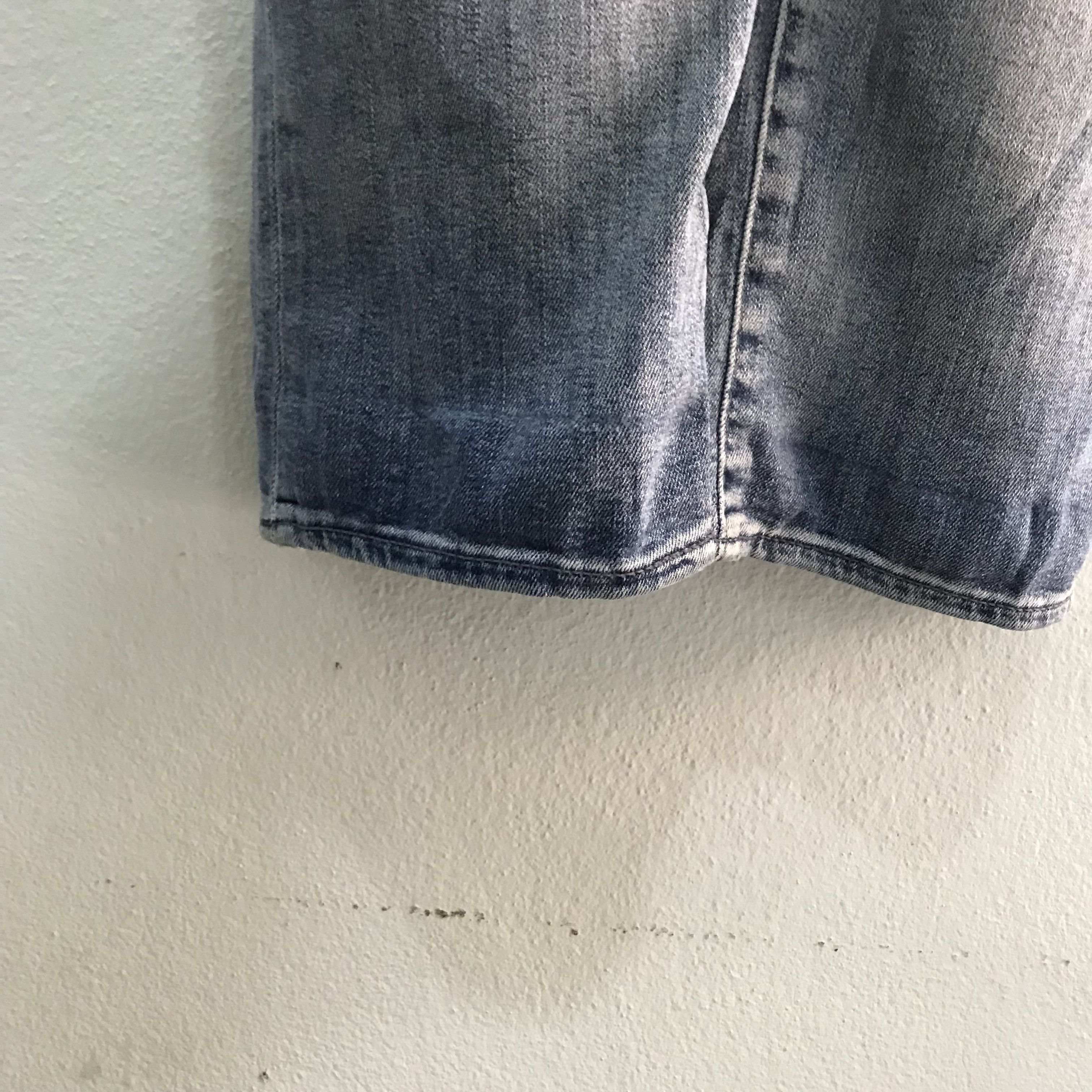 Levi's Vintage Levis 513 Light Blue Wash Distressed Western Style Size US 32 / EU 48 - 6 Thumbnail
