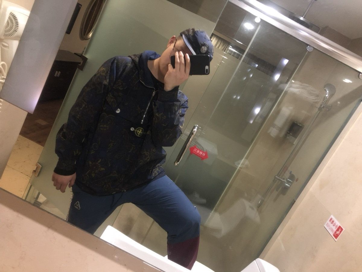 Stone Island × Supreme Supreme stone island anroak bandana jacket navy Size US L / EU 52-54 / 3 - 9 Thumbnail